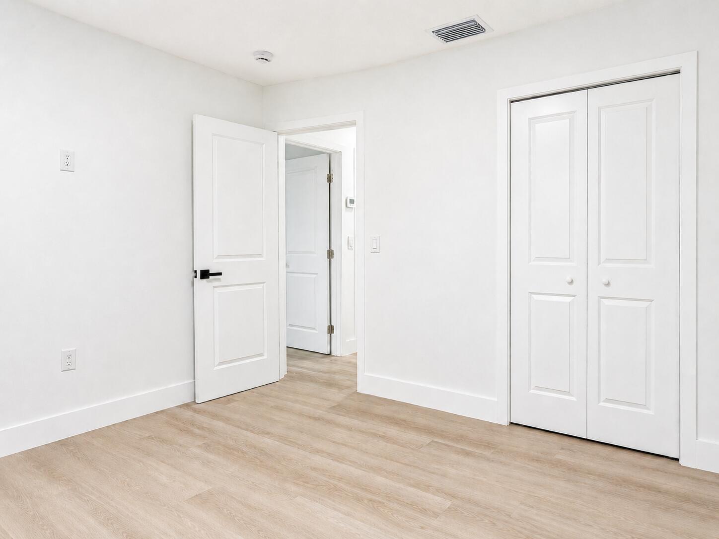 2013 Longwood Road Property Photo 16