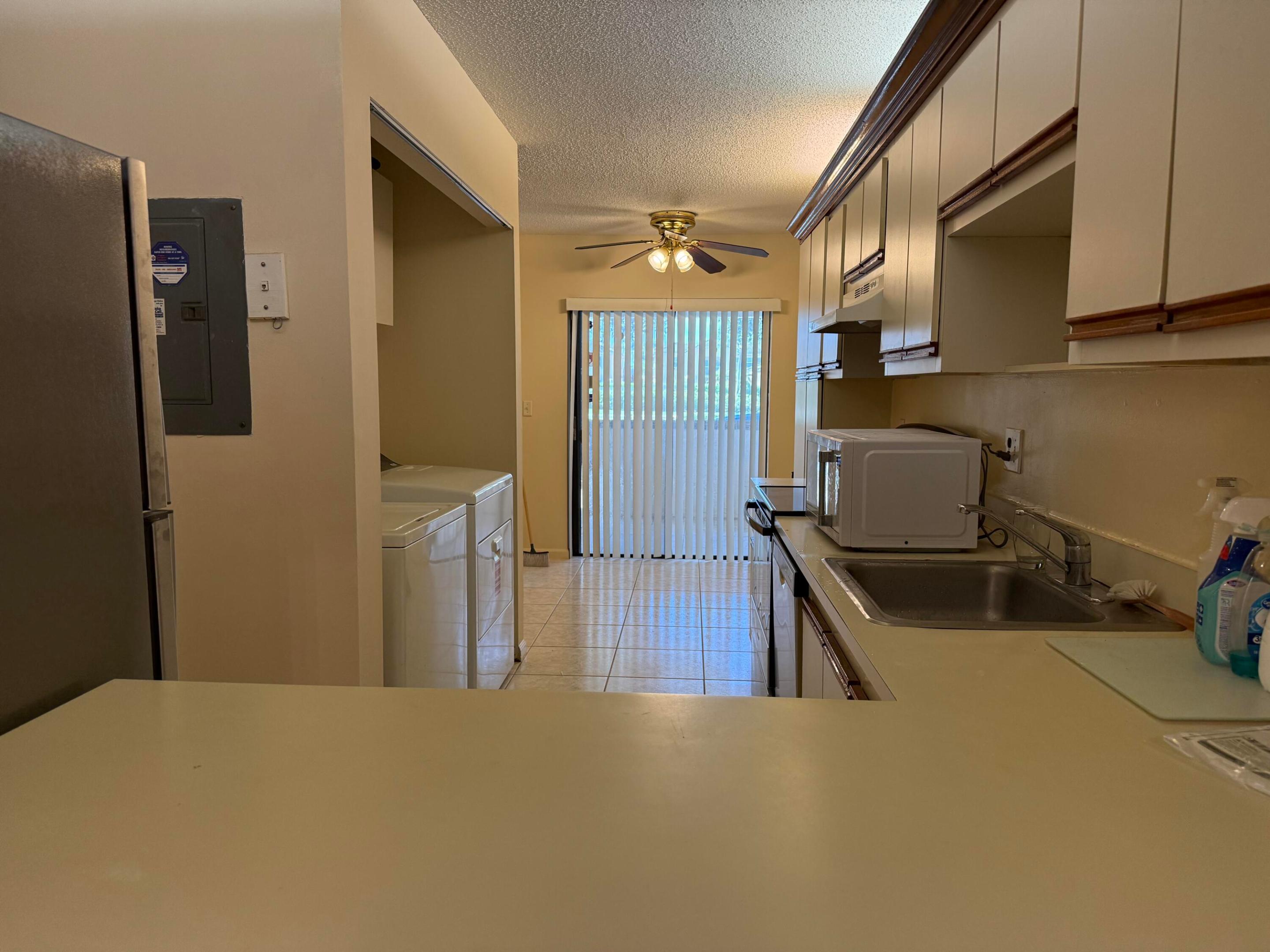 12028 Royal Palm Boulevard 3-f Property Photo 5