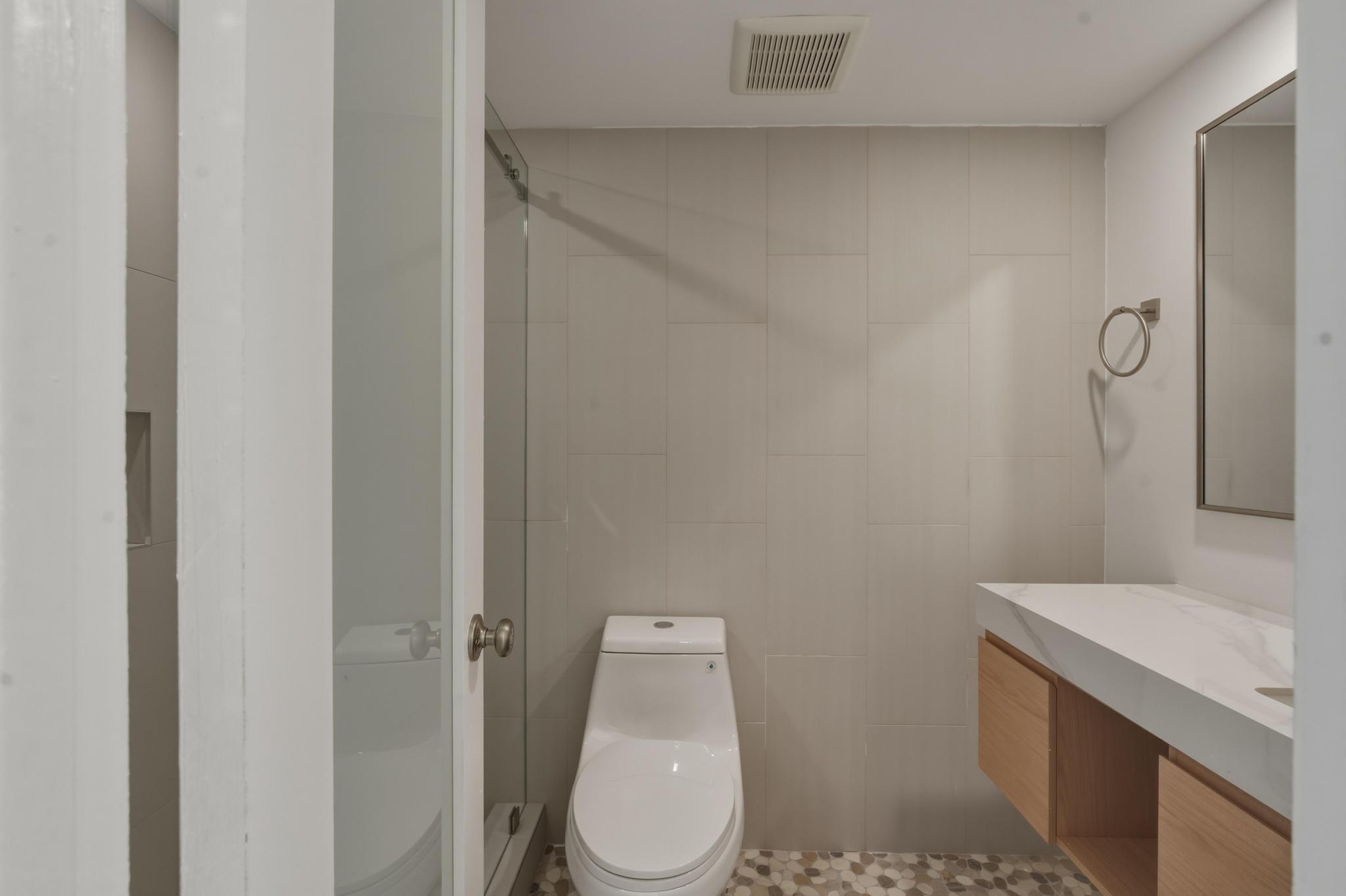 700 Pine Drive 105 Property Photo 11
