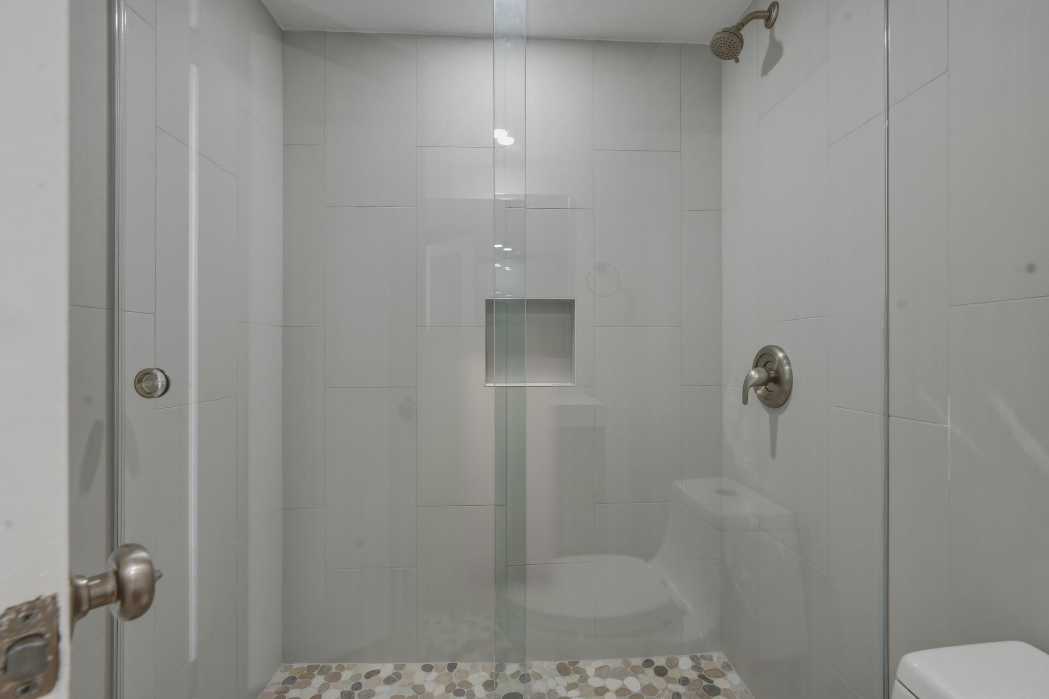 700 Pine Drive 105 Property Photo 12
