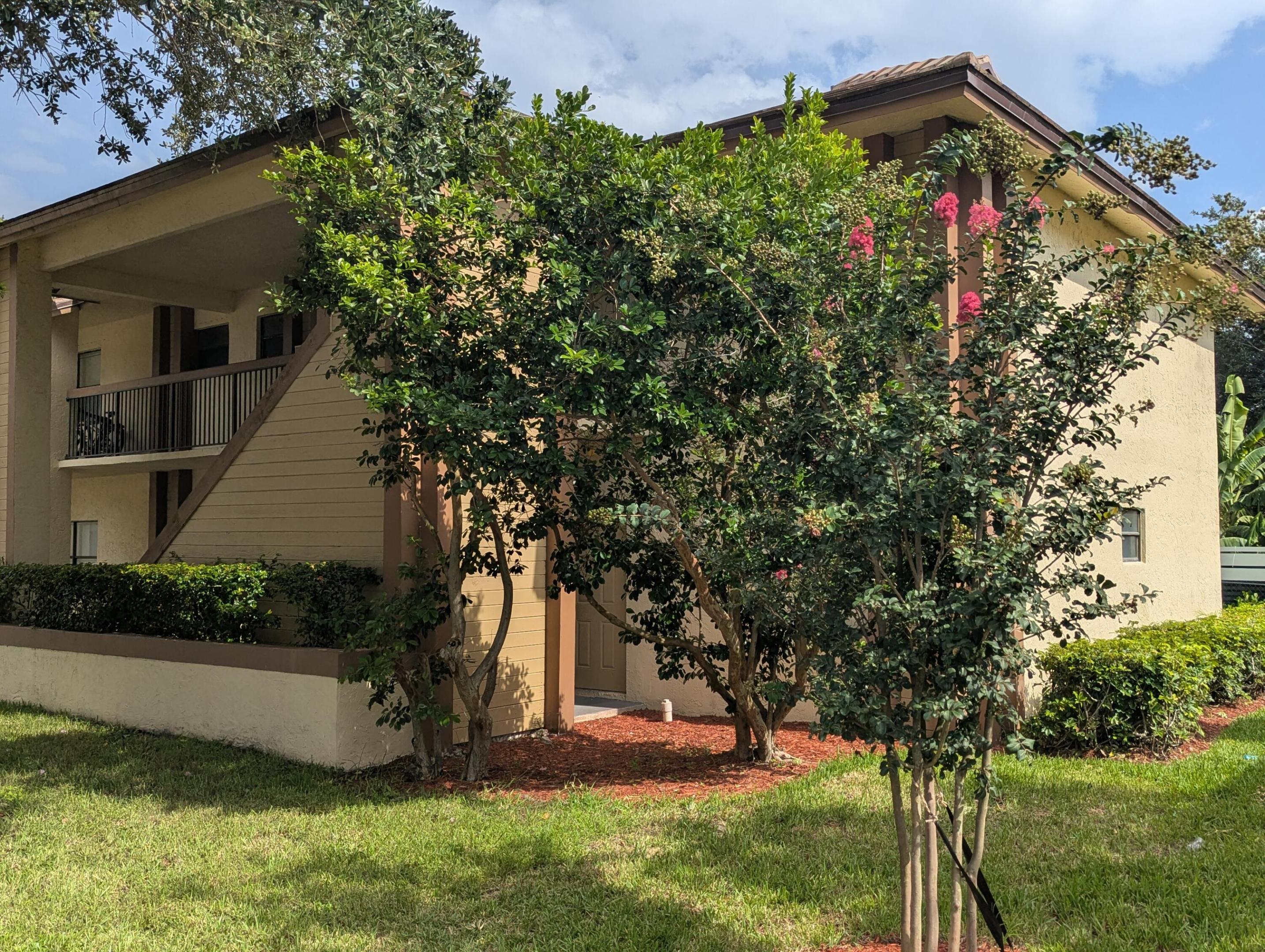 11331 Royal Palm Boulevard Property Photo 1