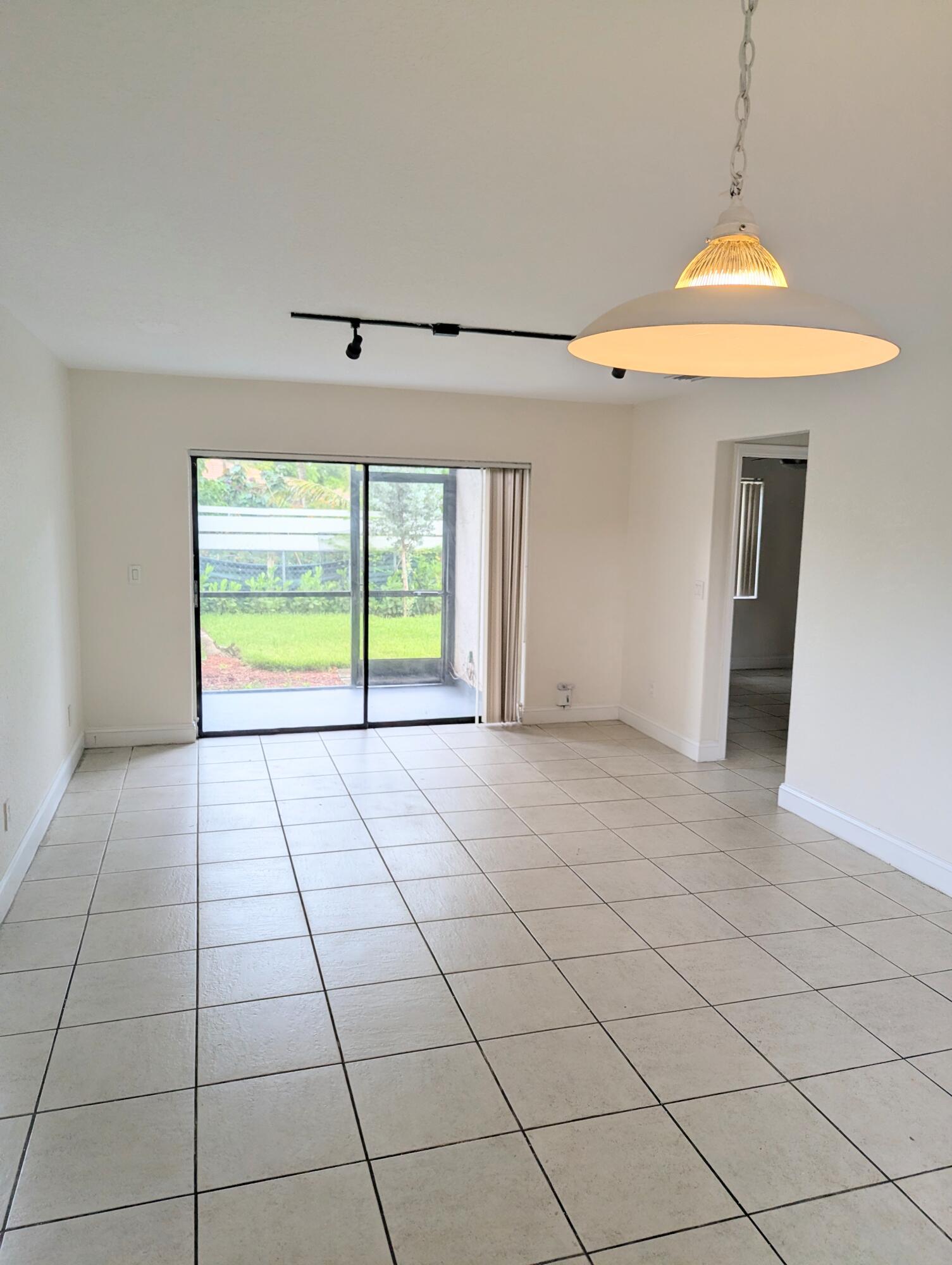 11331 Royal Palm Boulevard Property Photo 10