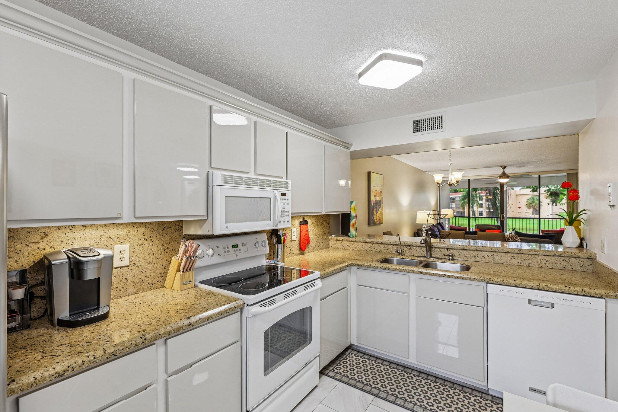 5718 Coral Lake Drive 206 Property Photo 1