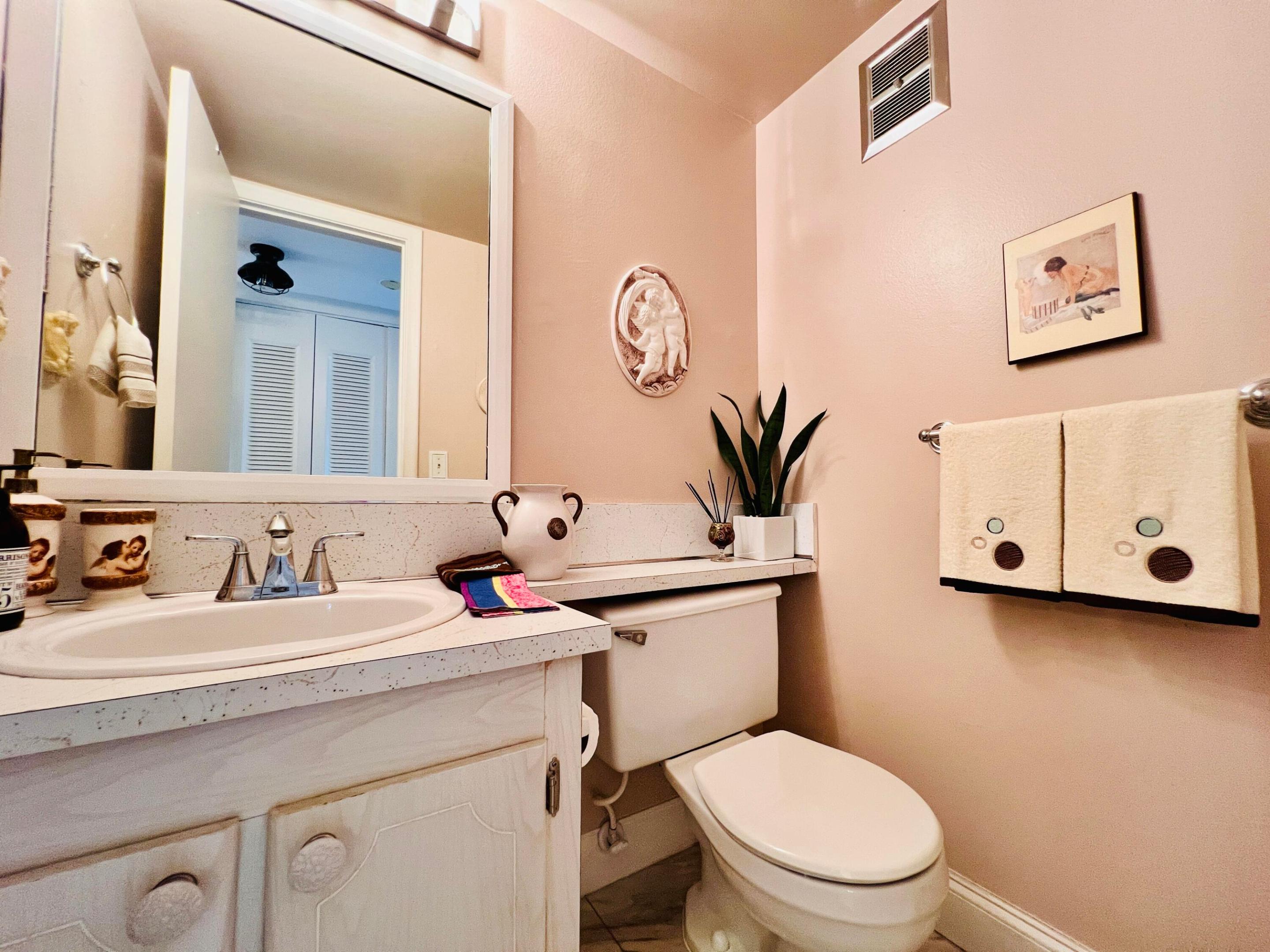 437 Chatham U Property Photo 7