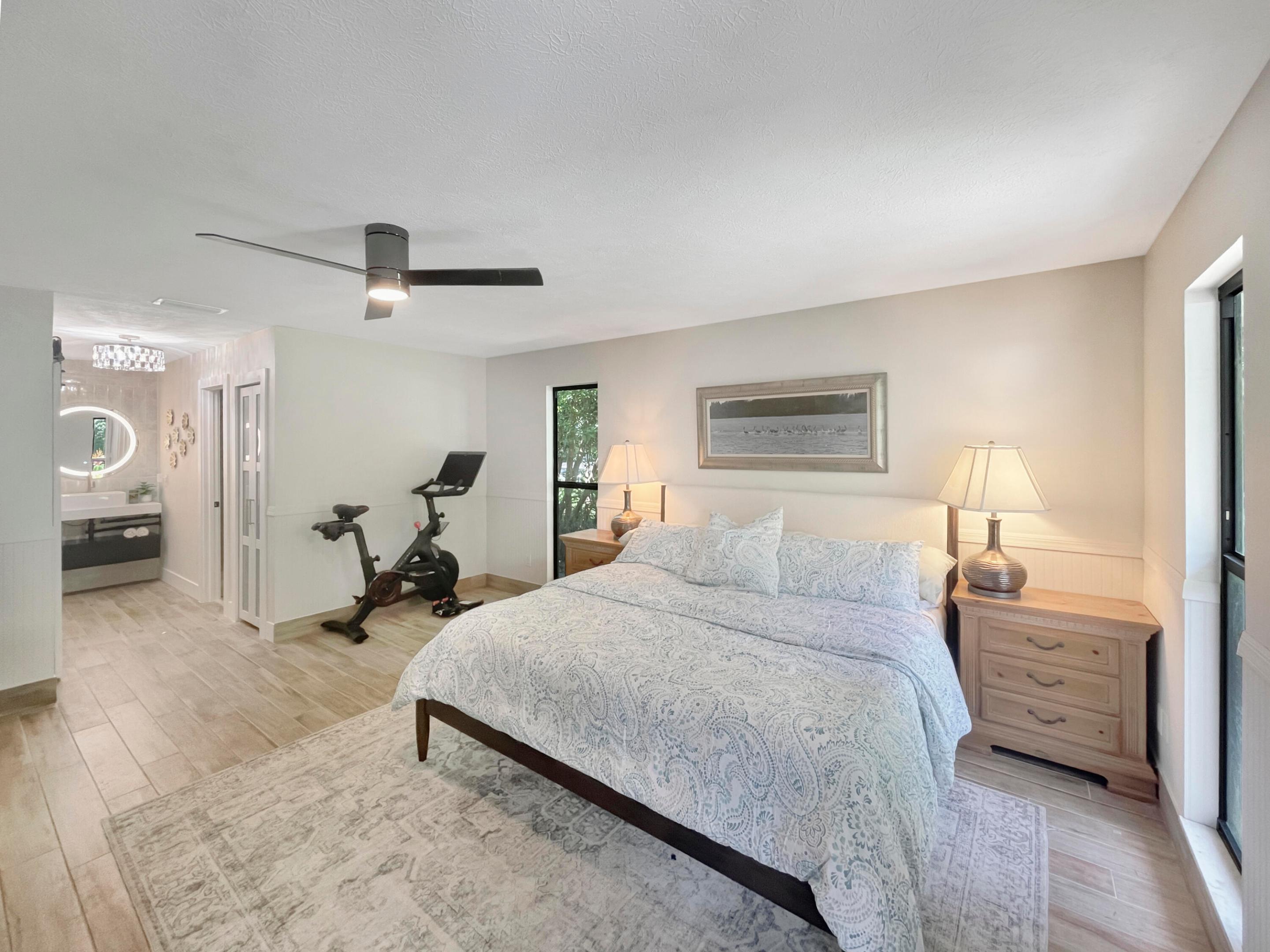 4500 Sw Country Place Property Photo 17