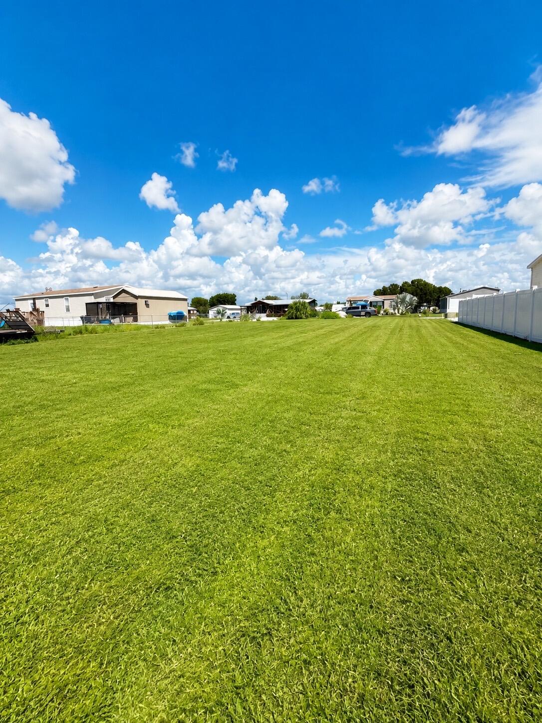 1041 Orange Loop Property Photo 1