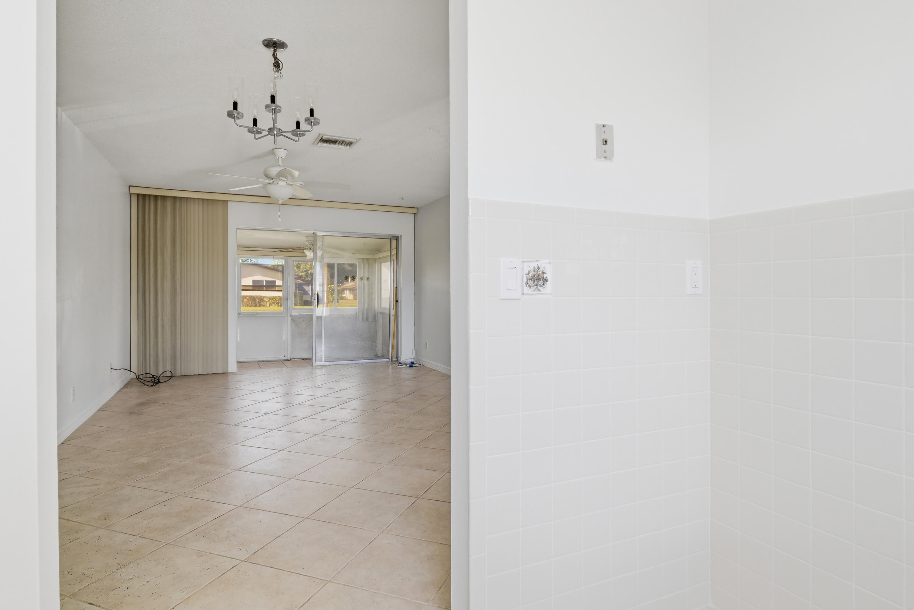2965 Ashley Drive W C Property Photo 8