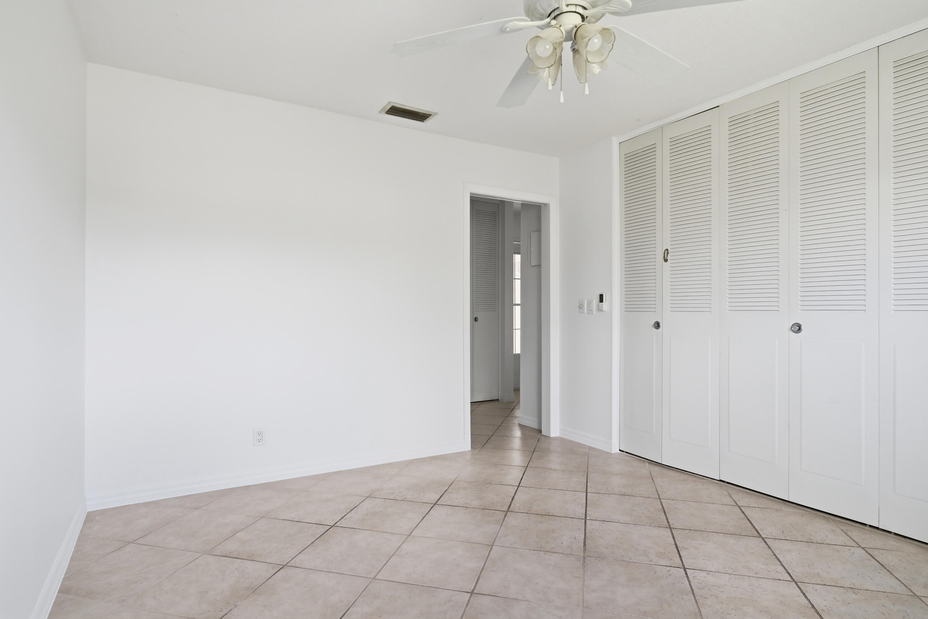 2965 Ashley Drive W C Property Photo 12