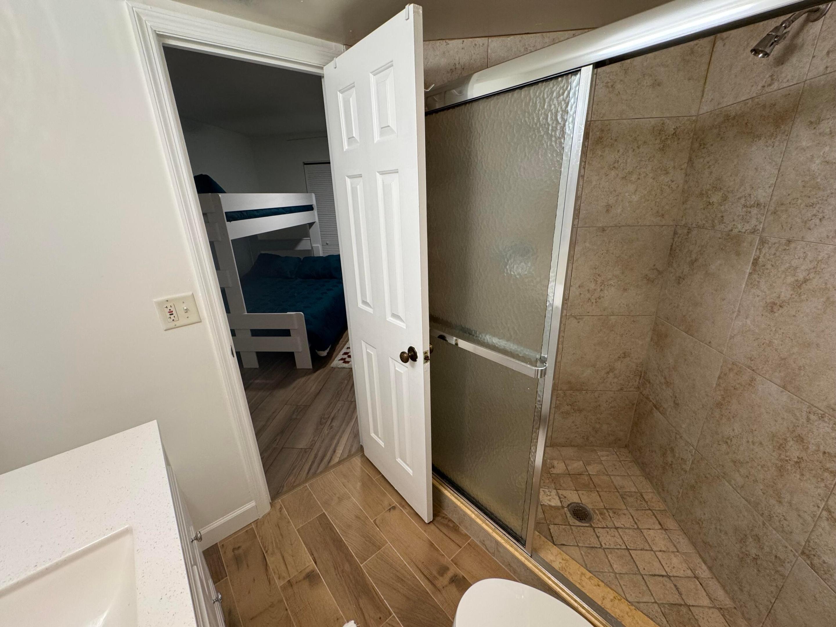 176 Seabreeze Circle Property Photo 18