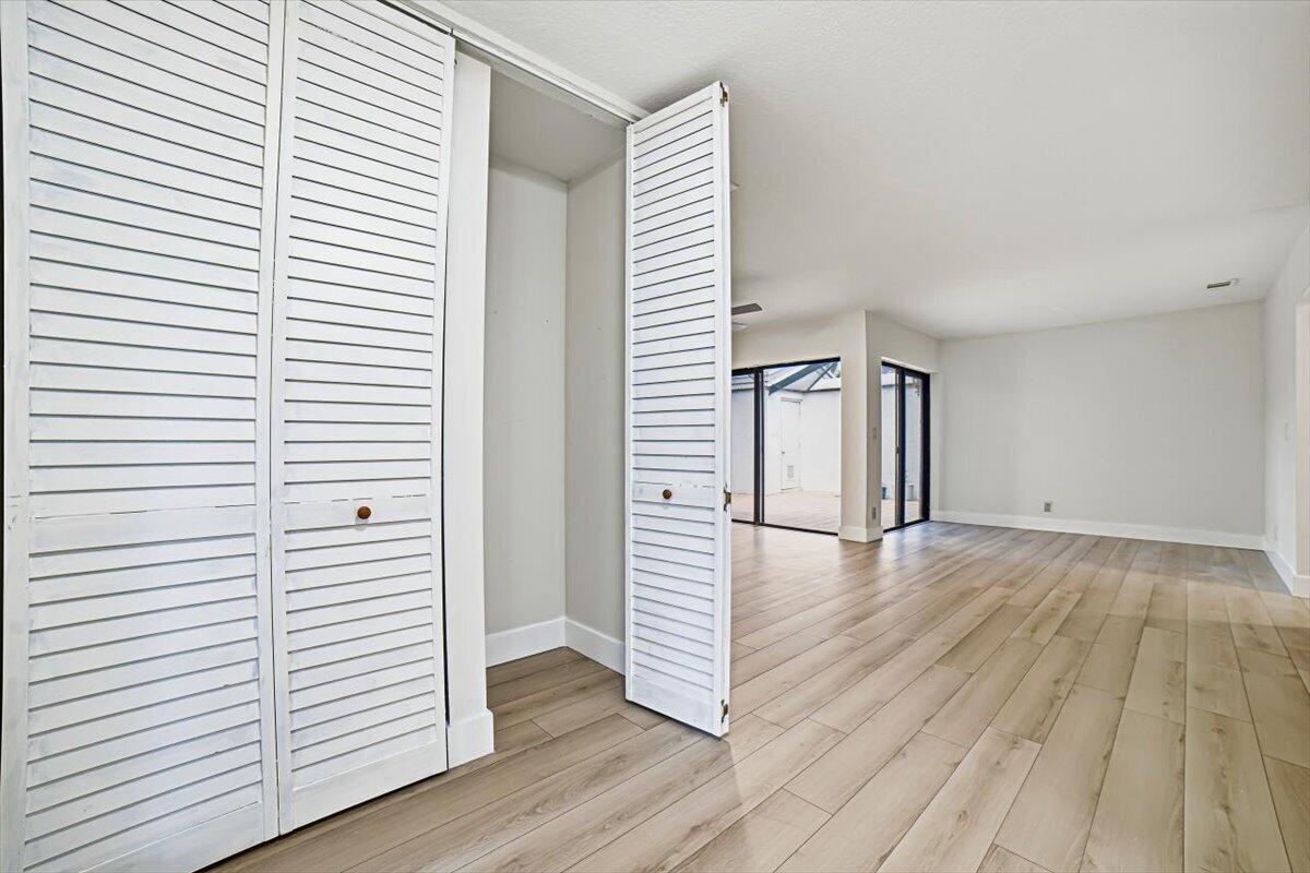 4846 Nw 22nd Street 4160 Property Photo 4