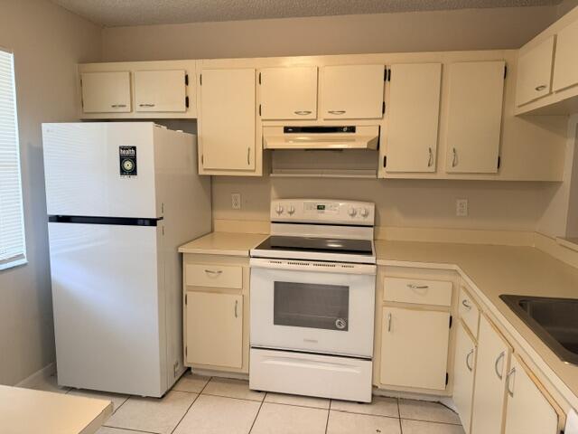 22064 PALMS Way 102 Property Photo 1