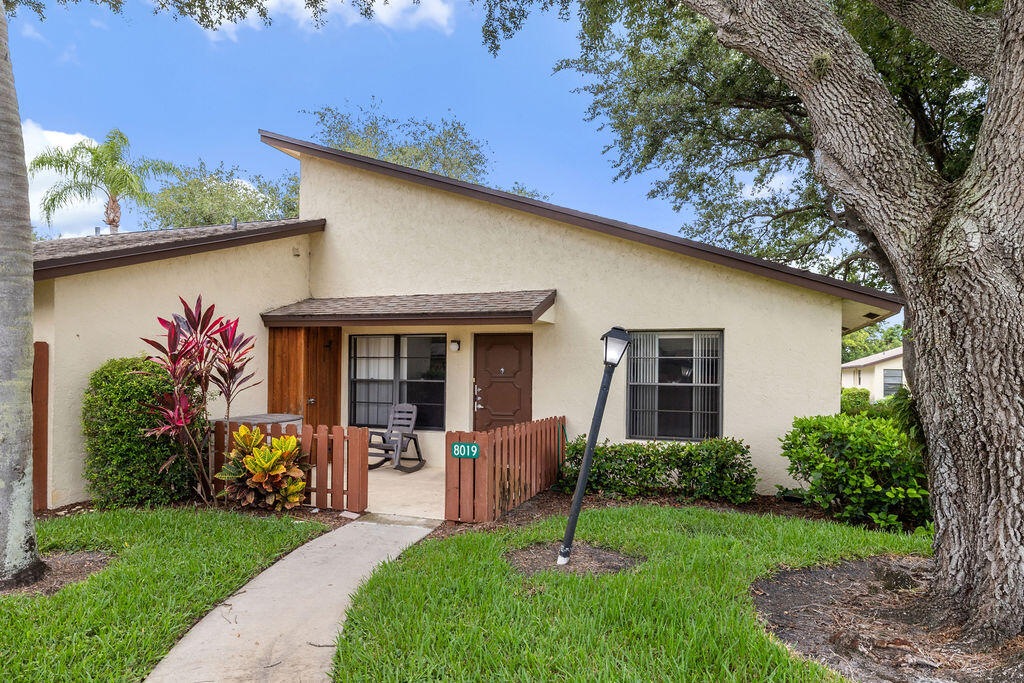 8019 Se Villa Circle Property Photo 2
