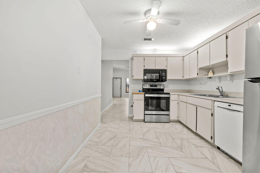 8019 Se Villa Circle Property Photo 10