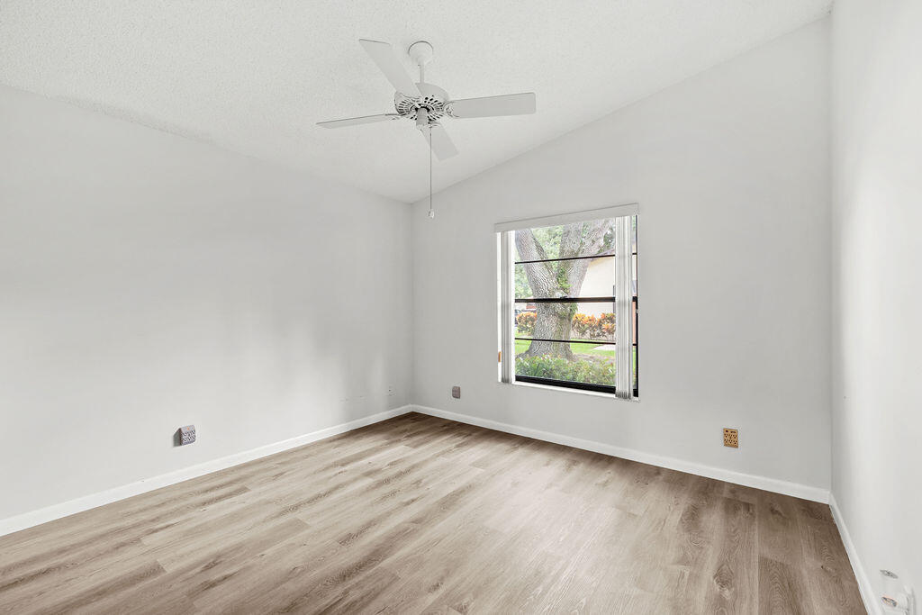 8019 Se Villa Circle Property Photo 25