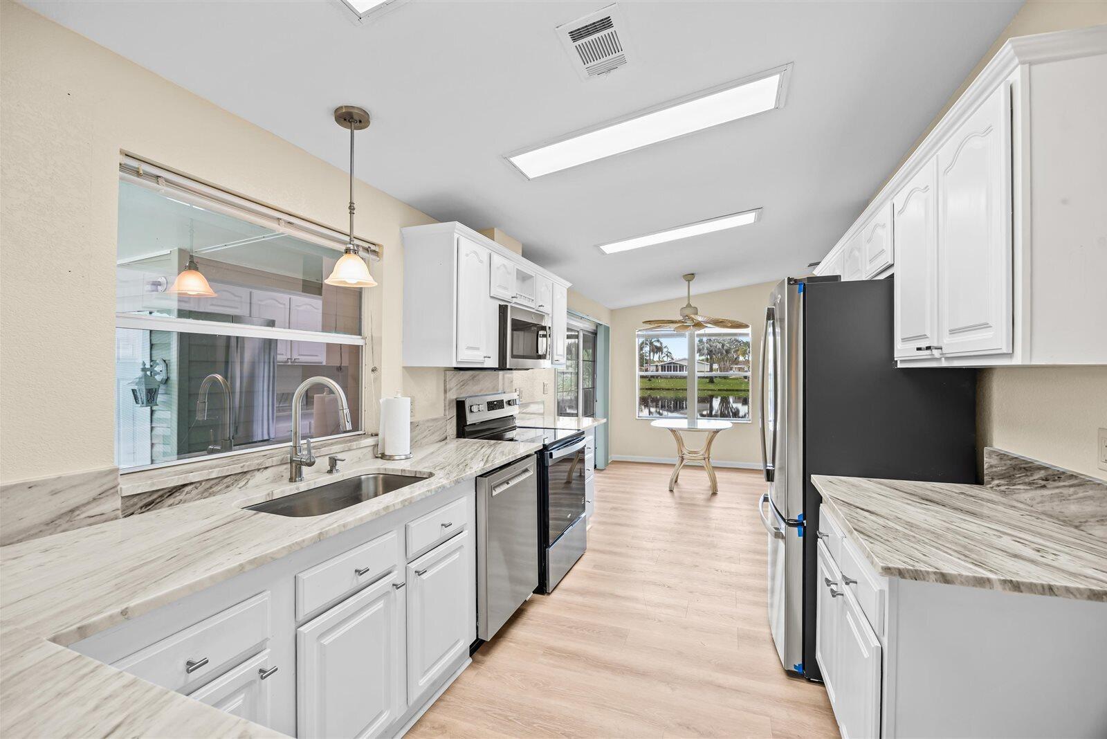 7928 Meadowlark Lane Property Photo 11
