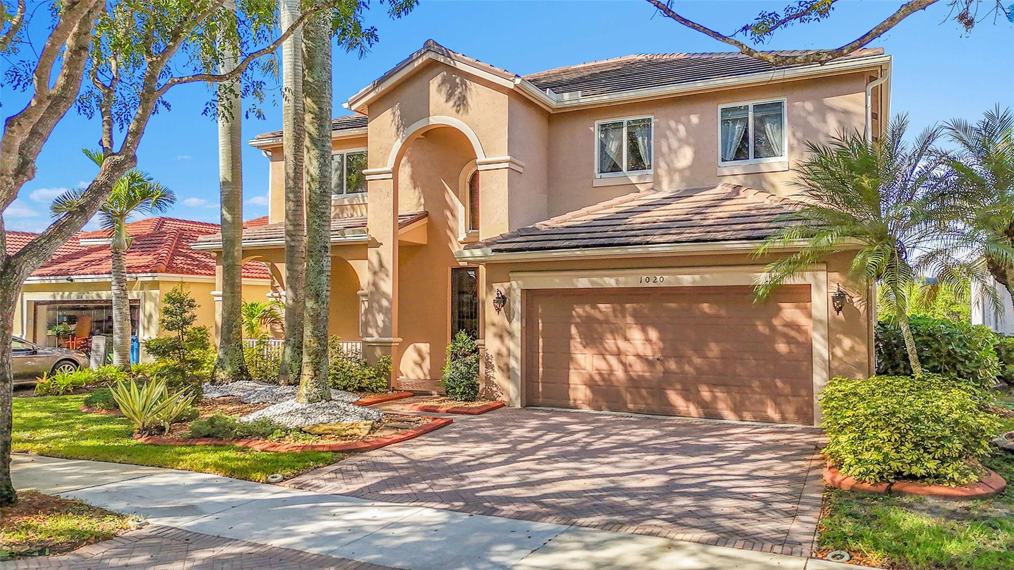 1020 Lavender Circle Property Photo 2