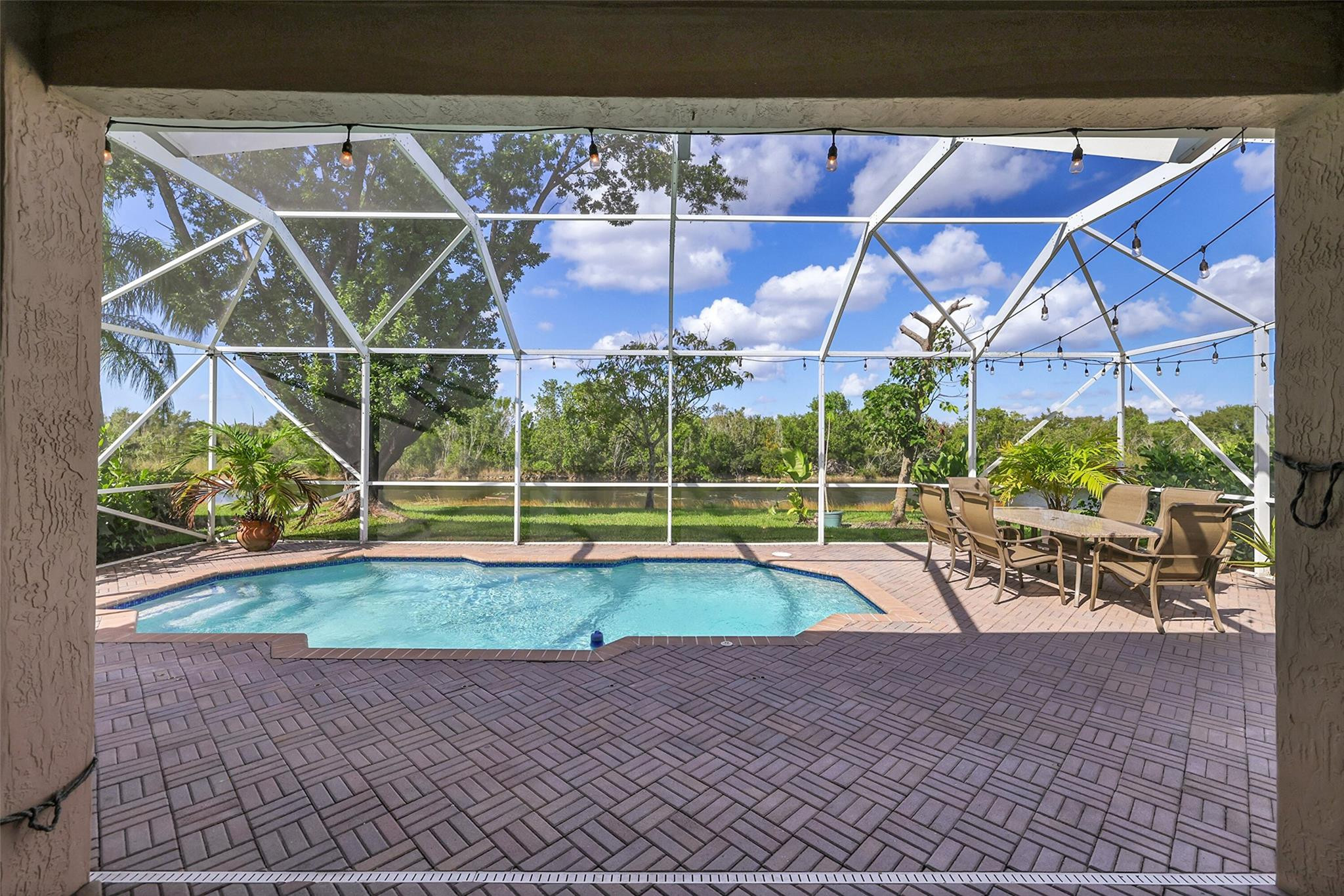 1020 Lavender Circle Property Photo 9