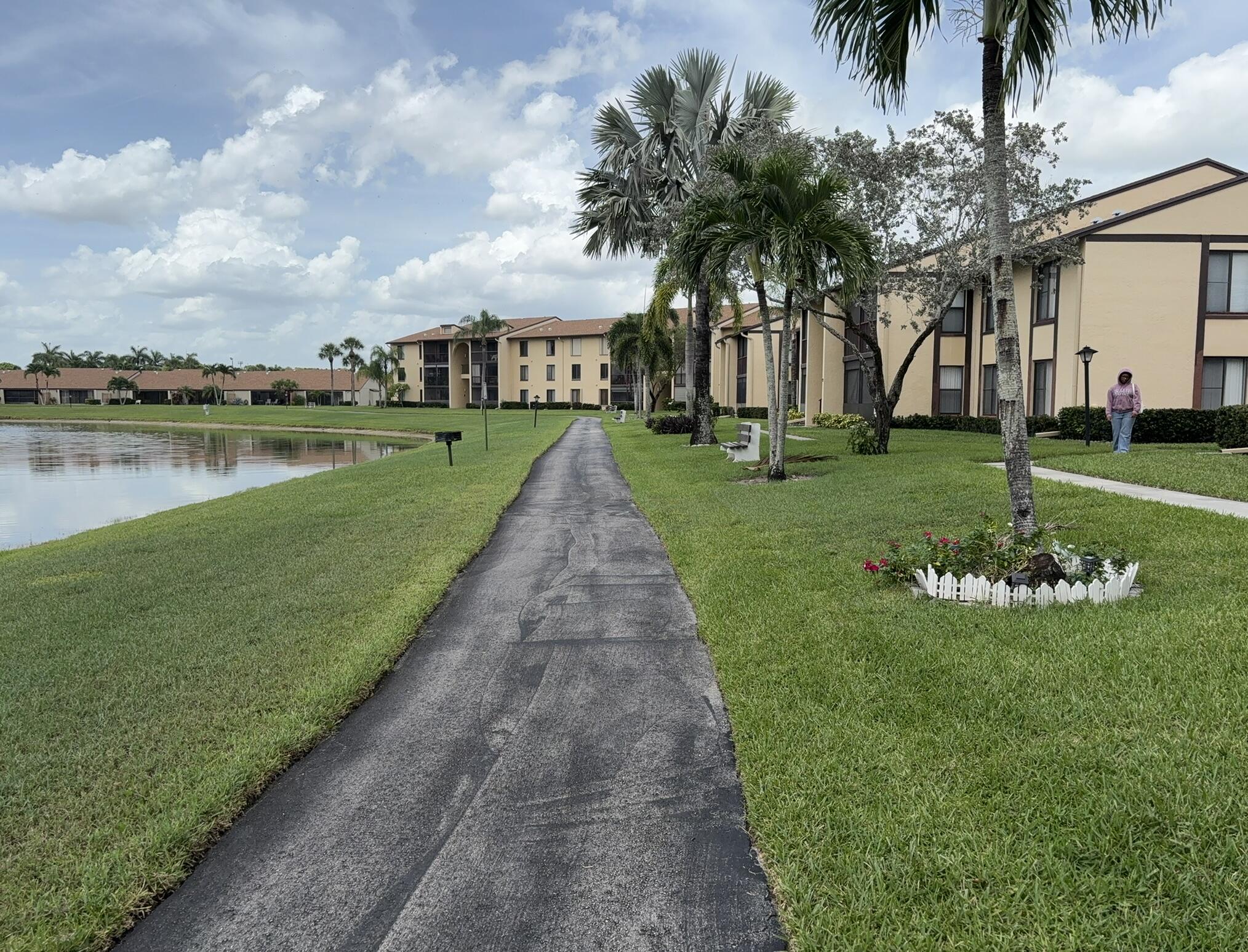 826 Sky Pine Way G2 Property Photo 2