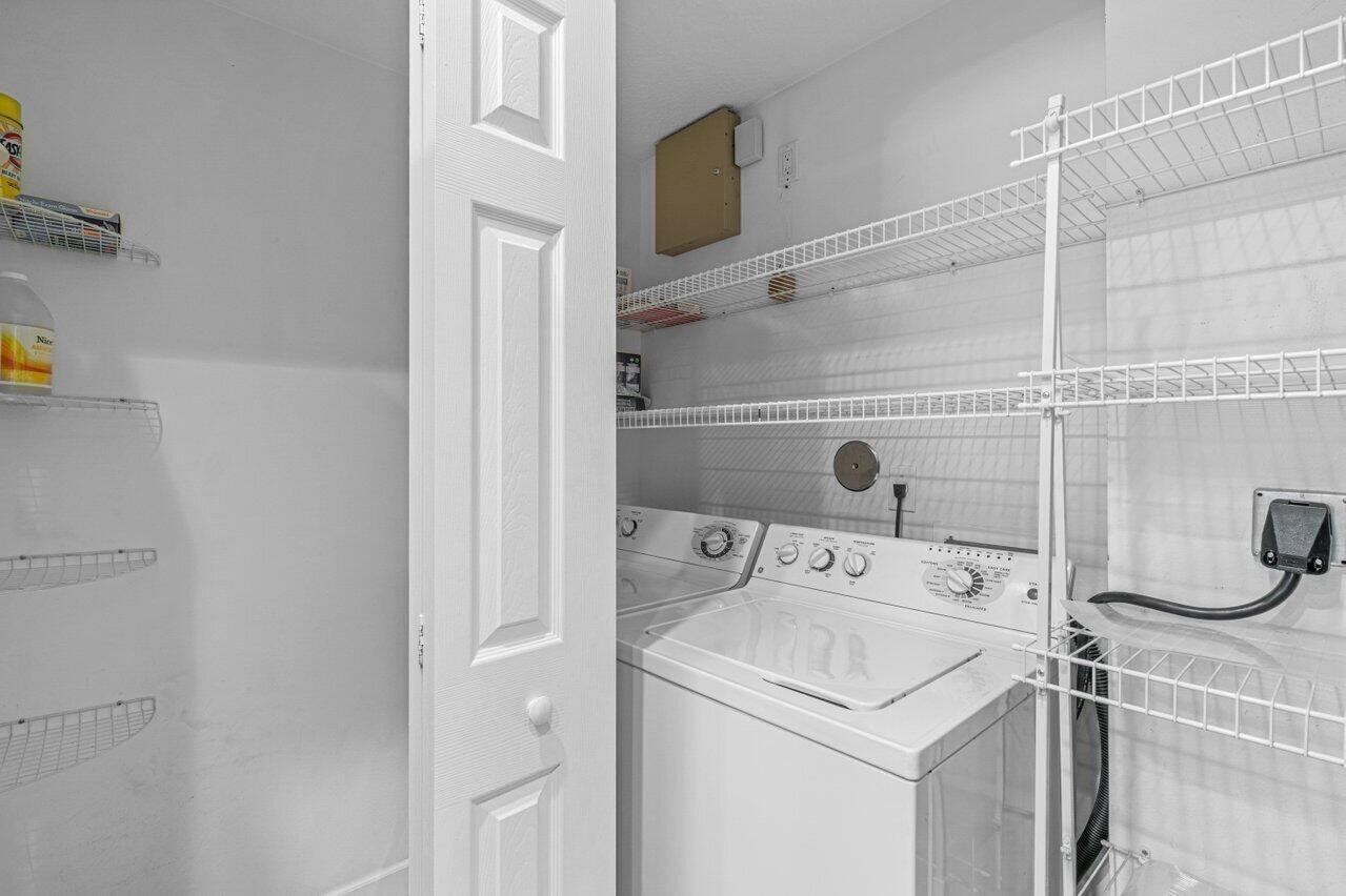 526 Commons Drive Property Photo 15