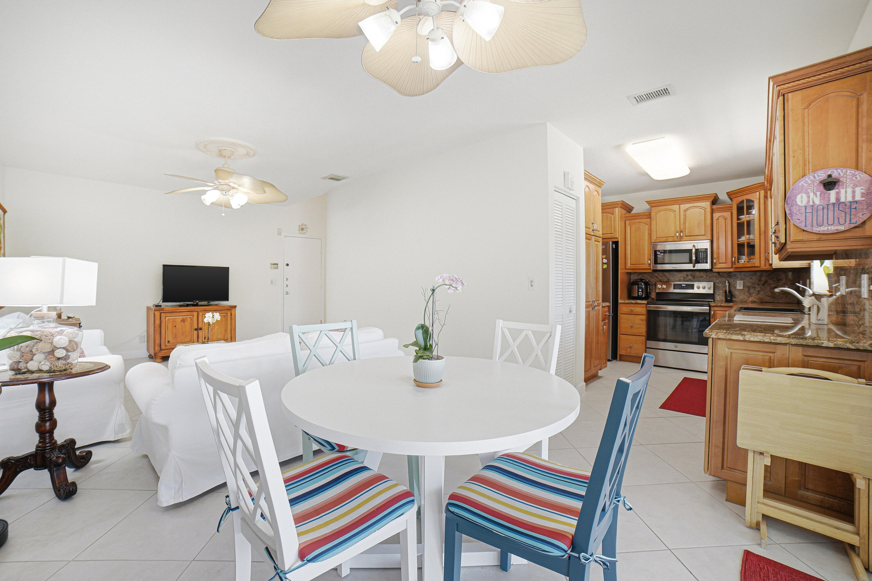 9682 Via Emilie Property Photo 10