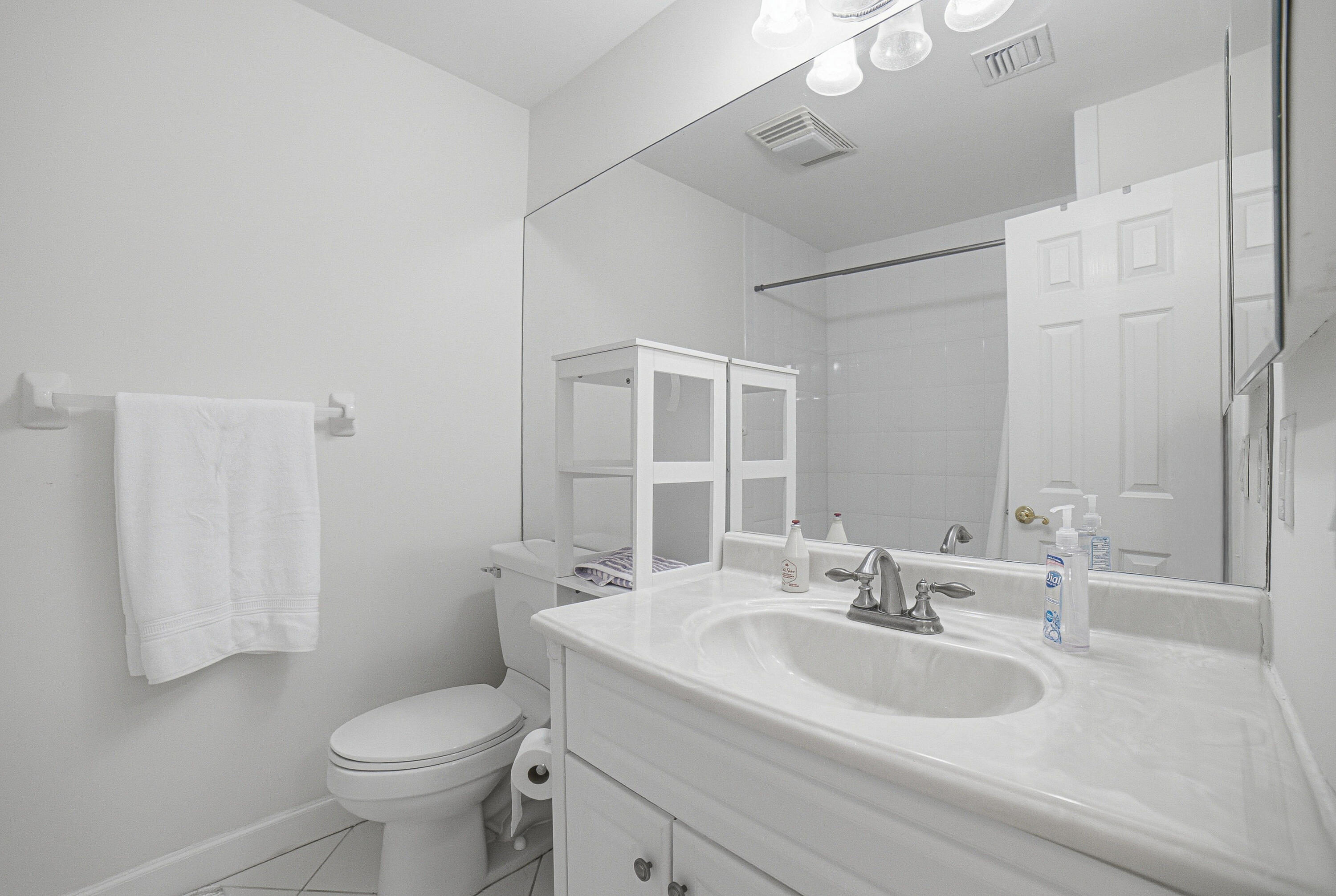 9682 Via Emilie Property Photo 29