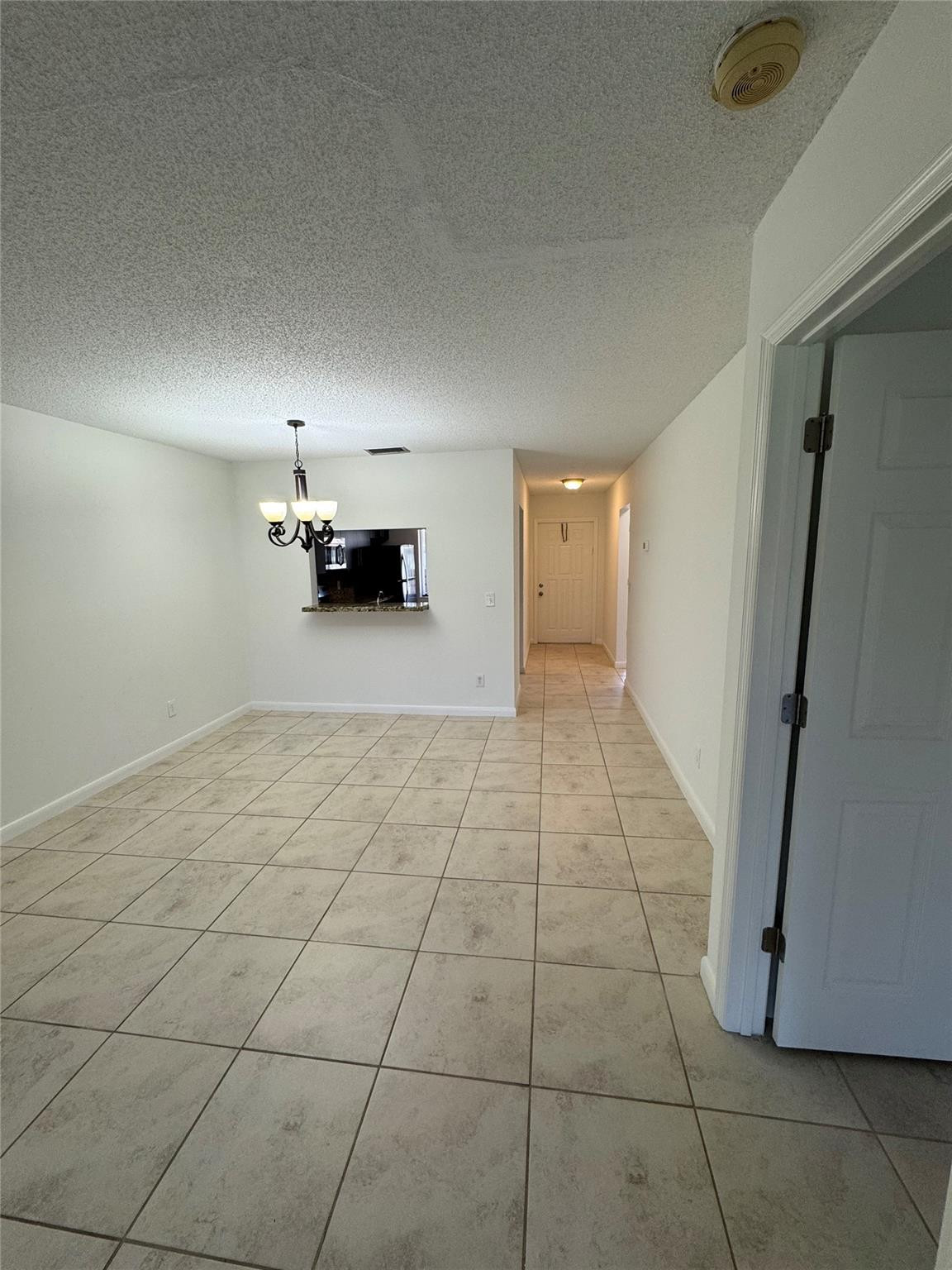 445 Lakeview Drive 3 Property Photo 6