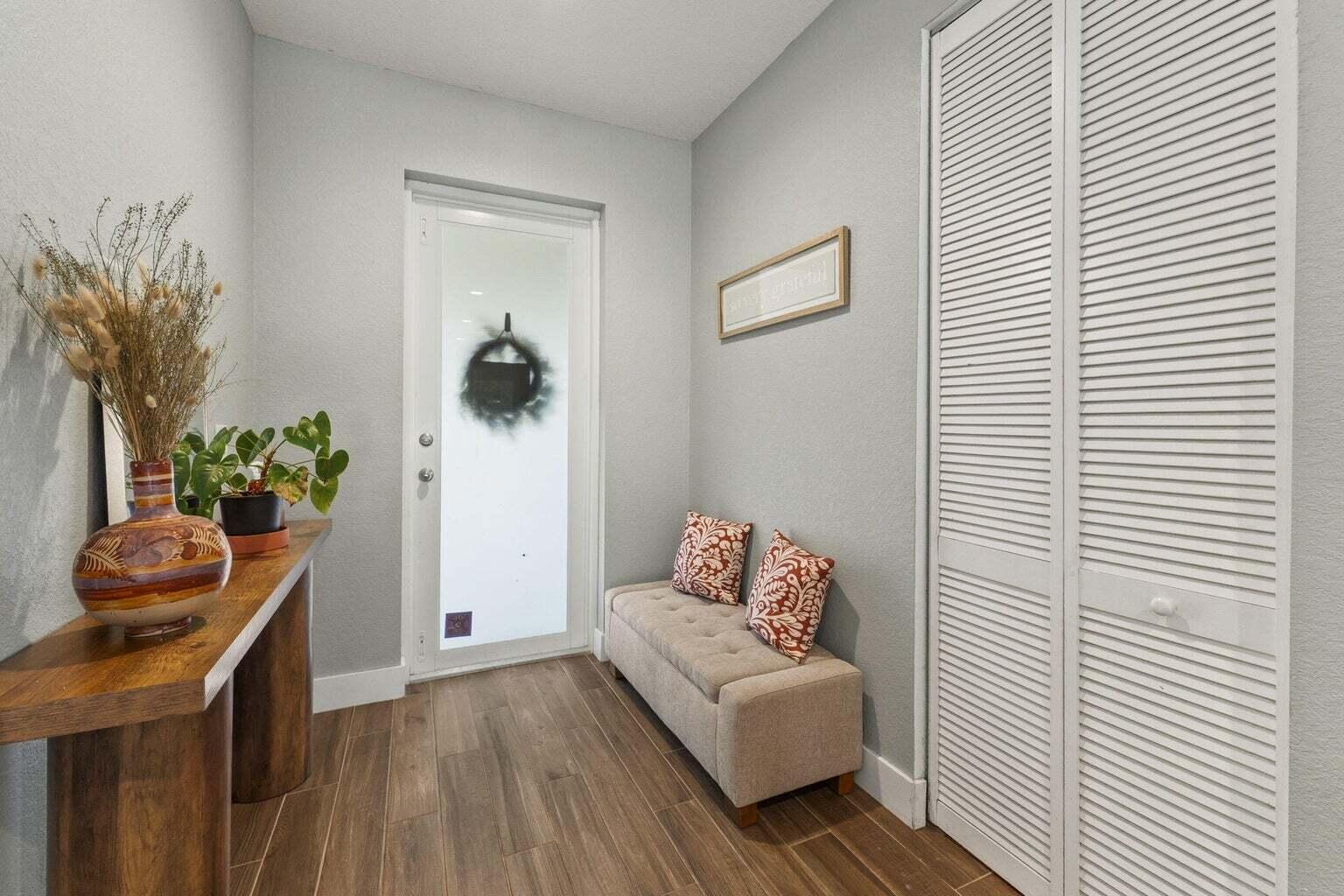601 Sw S Quick Circle 601 Property Photo 4