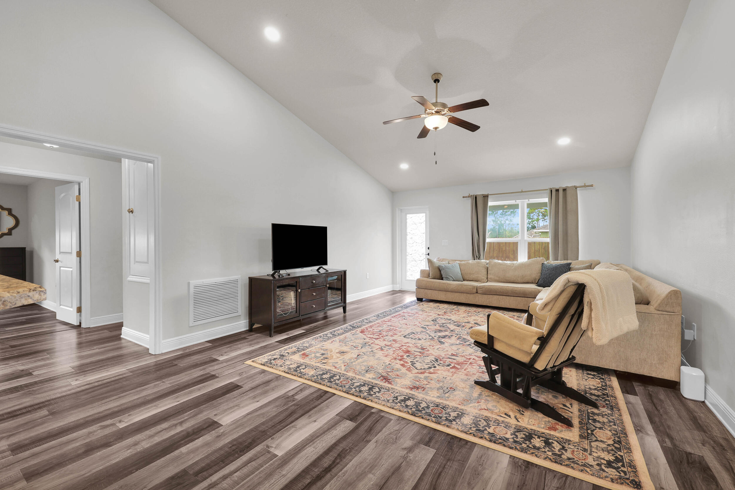 5857 Nw Ethel Court Property Photo 19