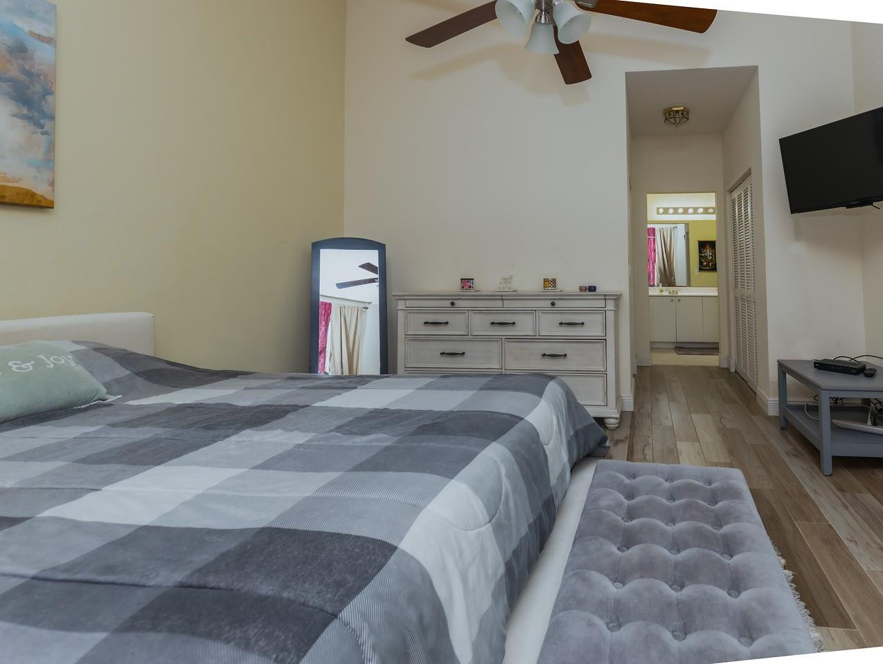 2491 Aragon Boulevard 2 Property Photo 18
