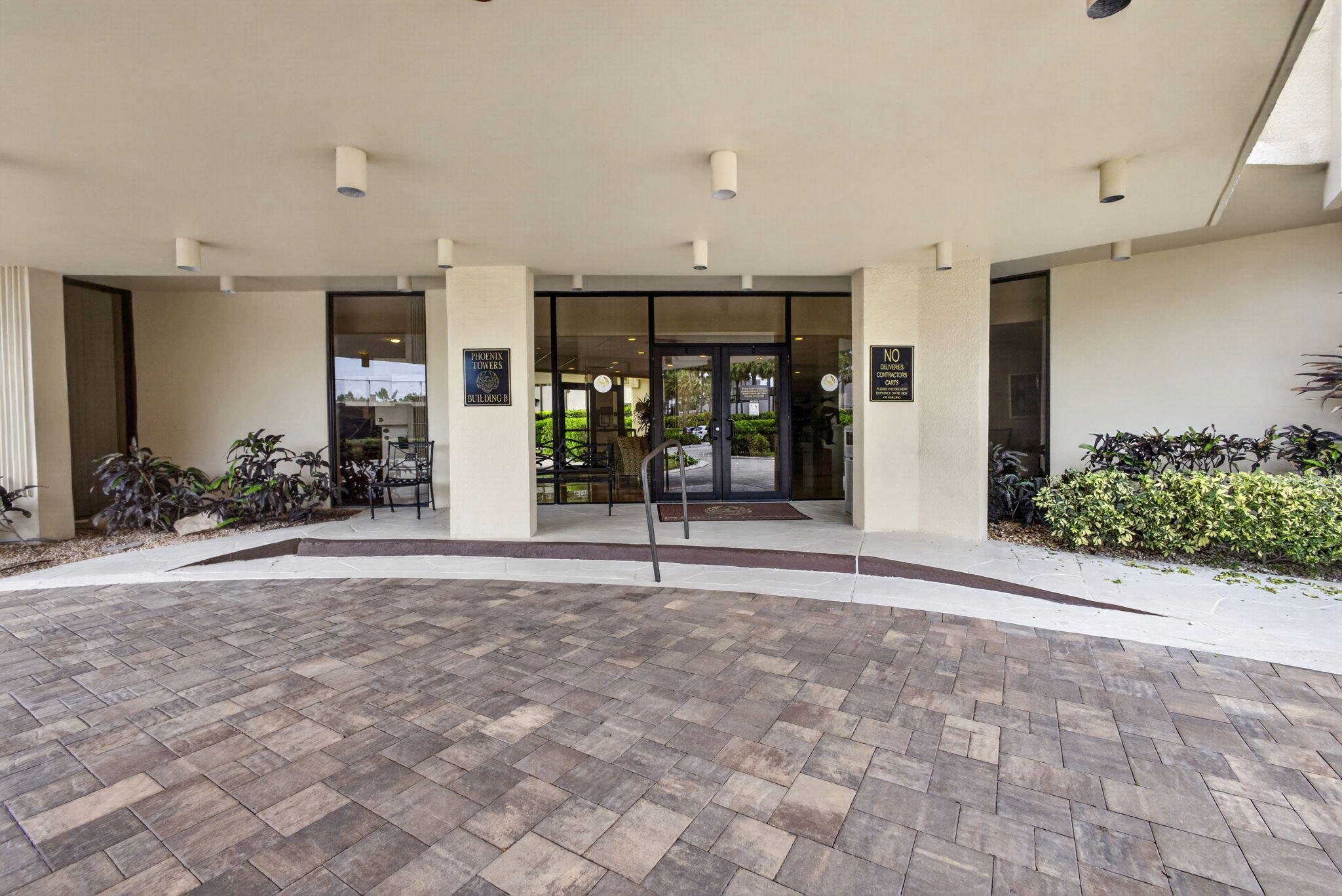 2800 N Ocean Drive B-4a Property Photo 16