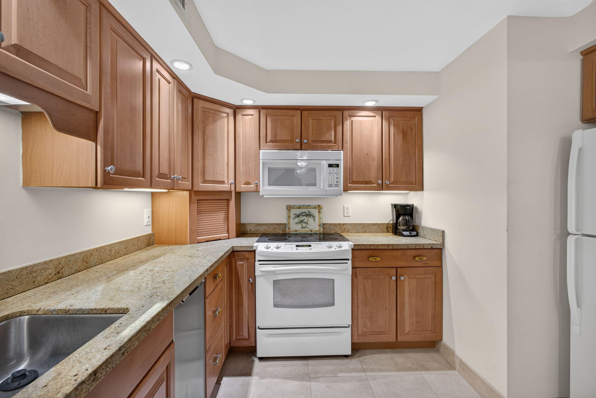 2800 N Ocean Drive B-4a Property Photo 19