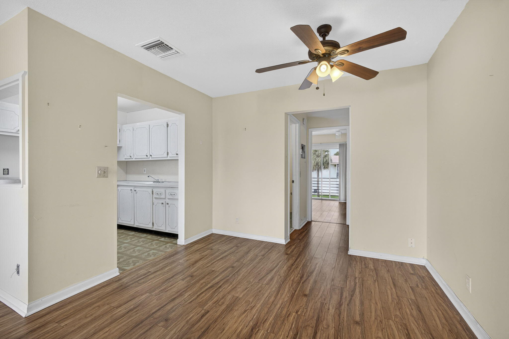 159 Easthampton G Property Photo 6