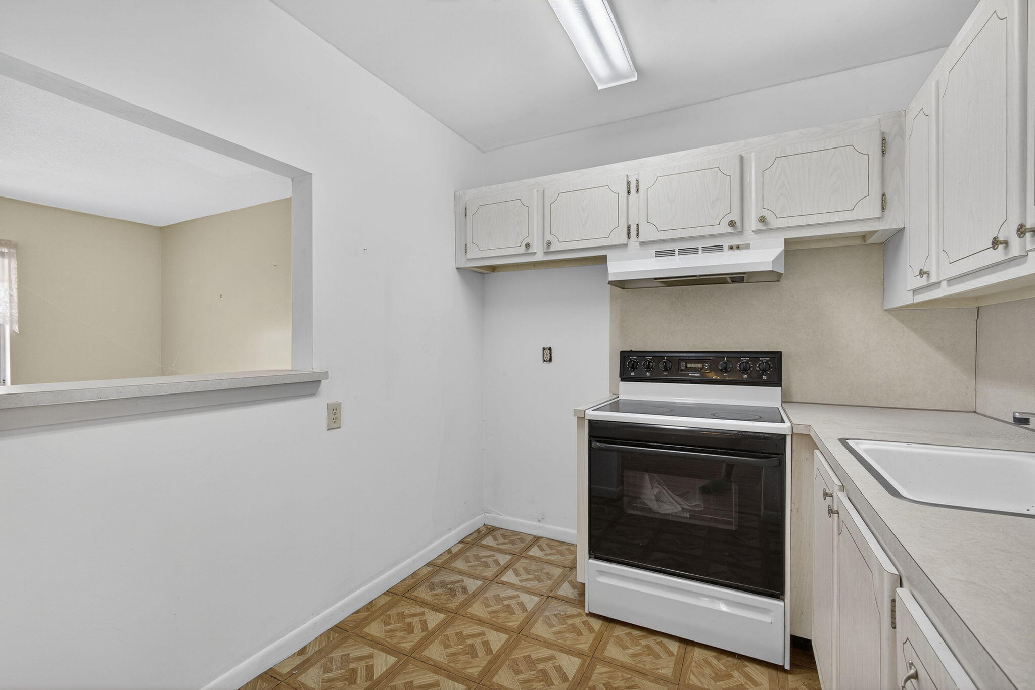 159 Easthampton G Property Photo 7