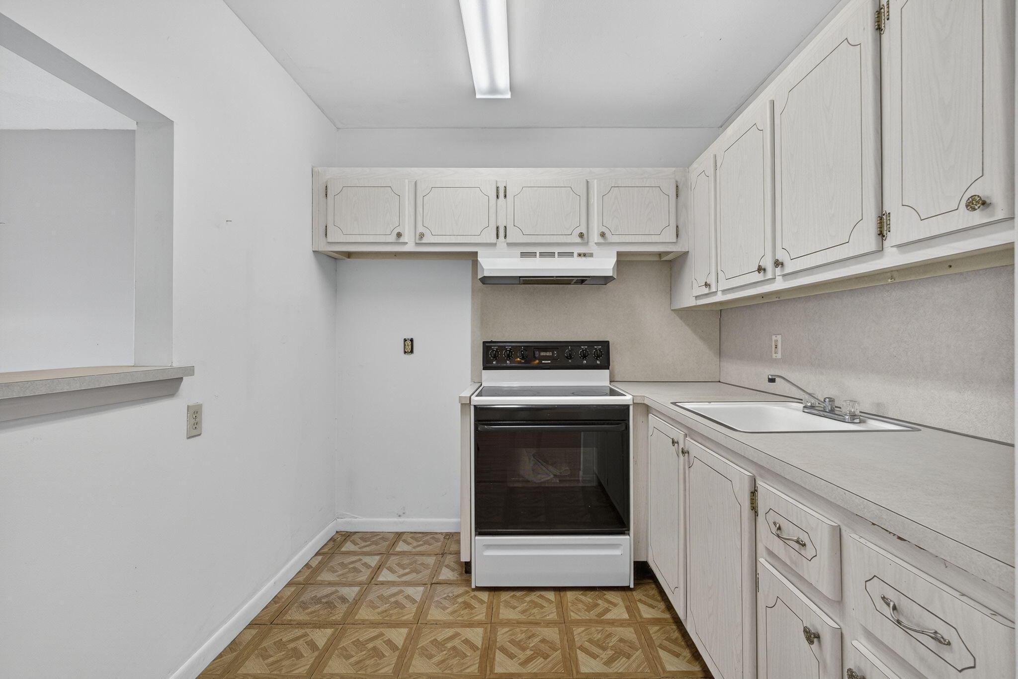 159 Easthampton G Property Photo 8