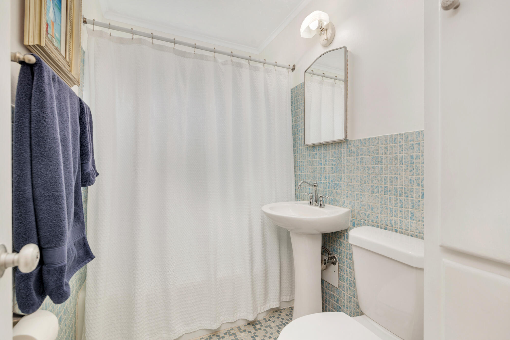 816 Avon Road Property Photo 11