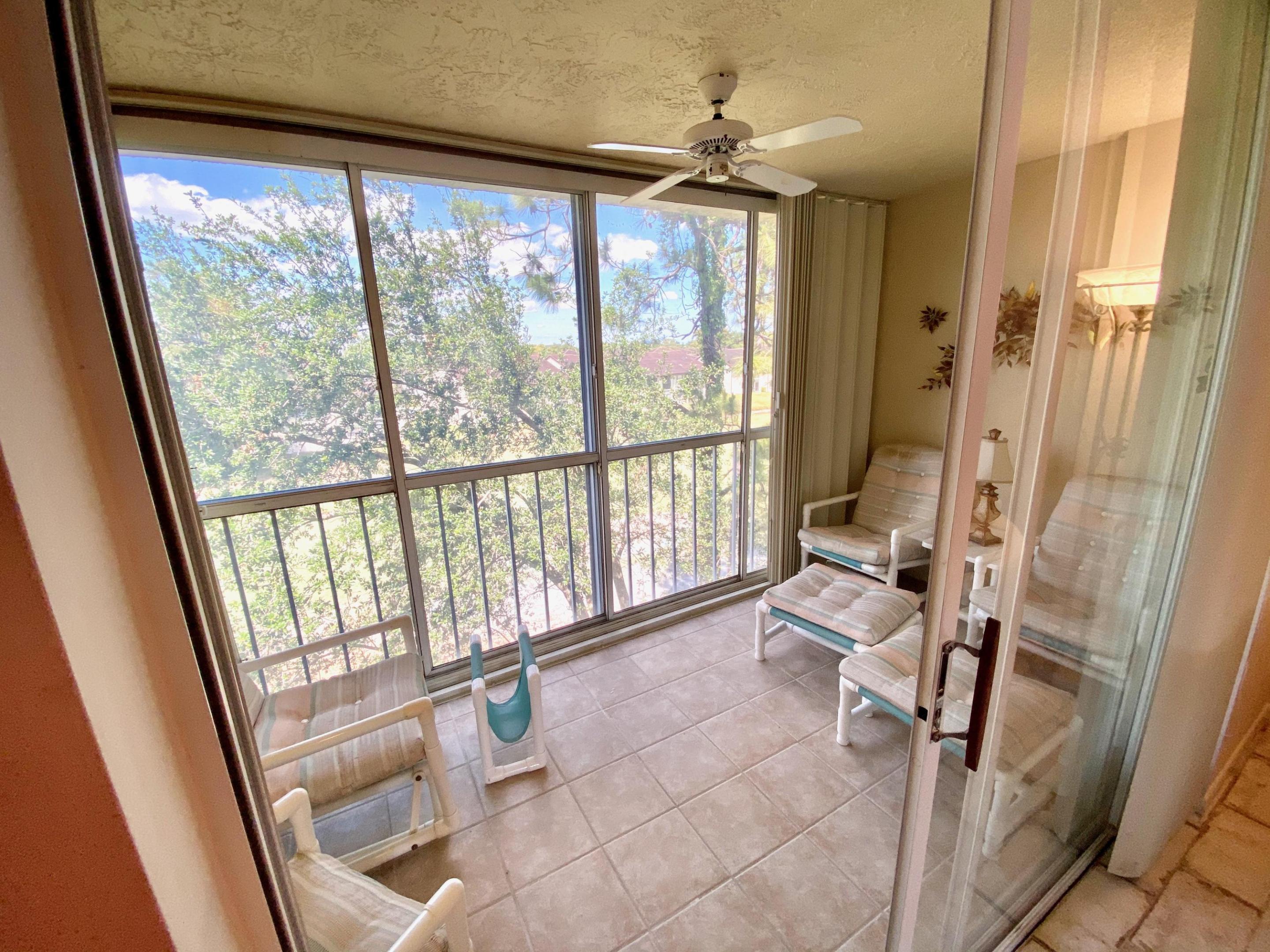 4735 Lucerne Lakes Boulevard E 410 Property Photo 10