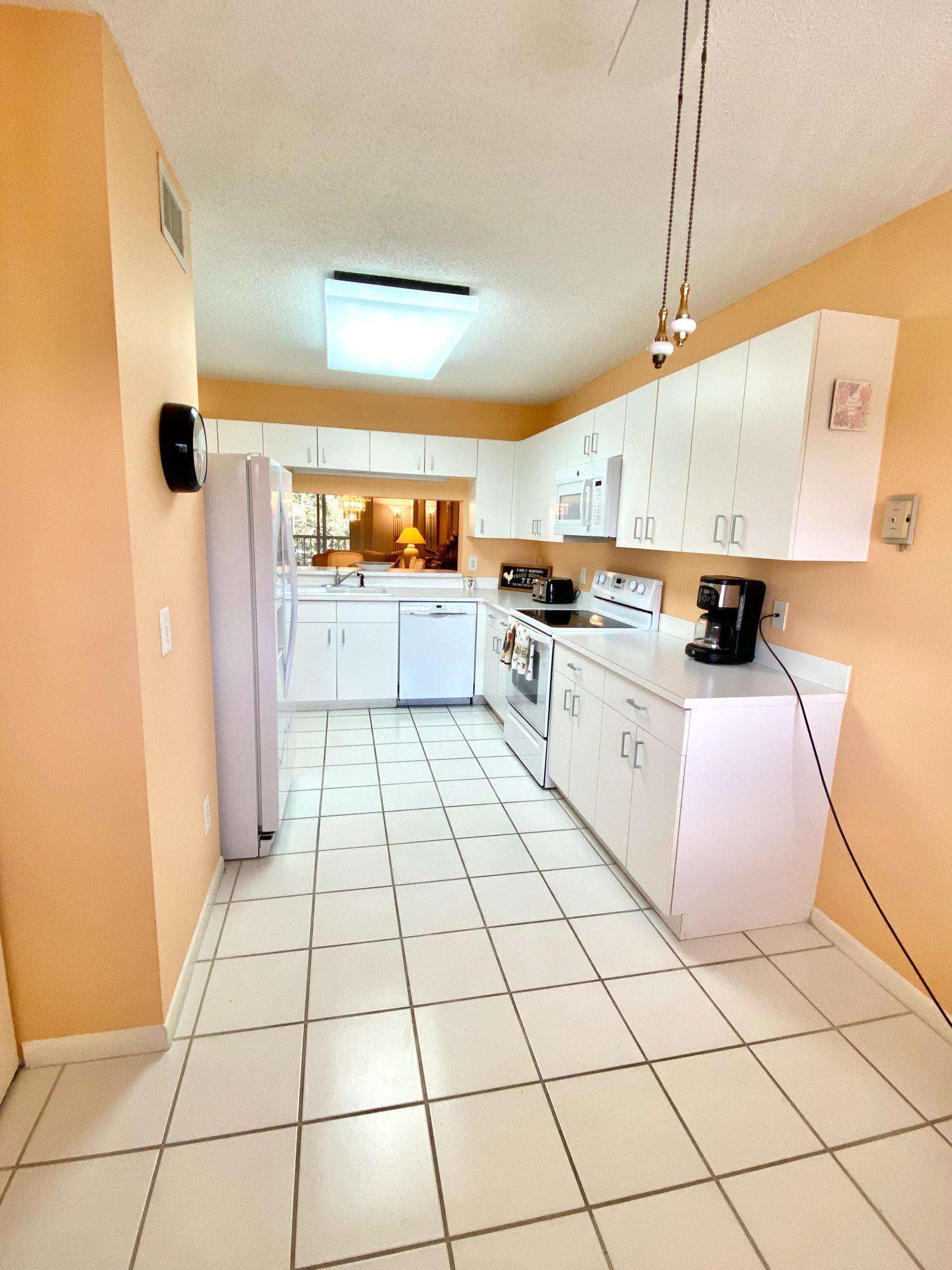 4735 Lucerne Lakes Boulevard E 410 Property Photo 18