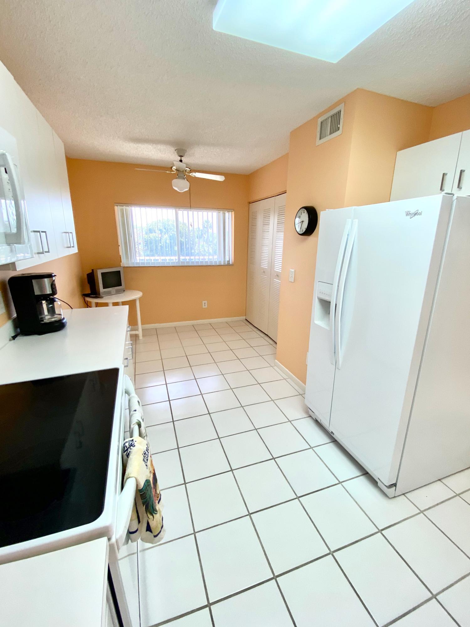 4735 Lucerne Lakes Boulevard E 410 Property Photo 19