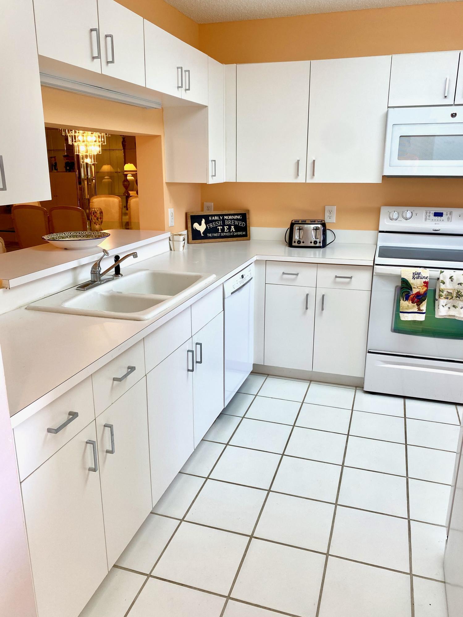 4735 Lucerne Lakes Boulevard E 410 Property Photo 20