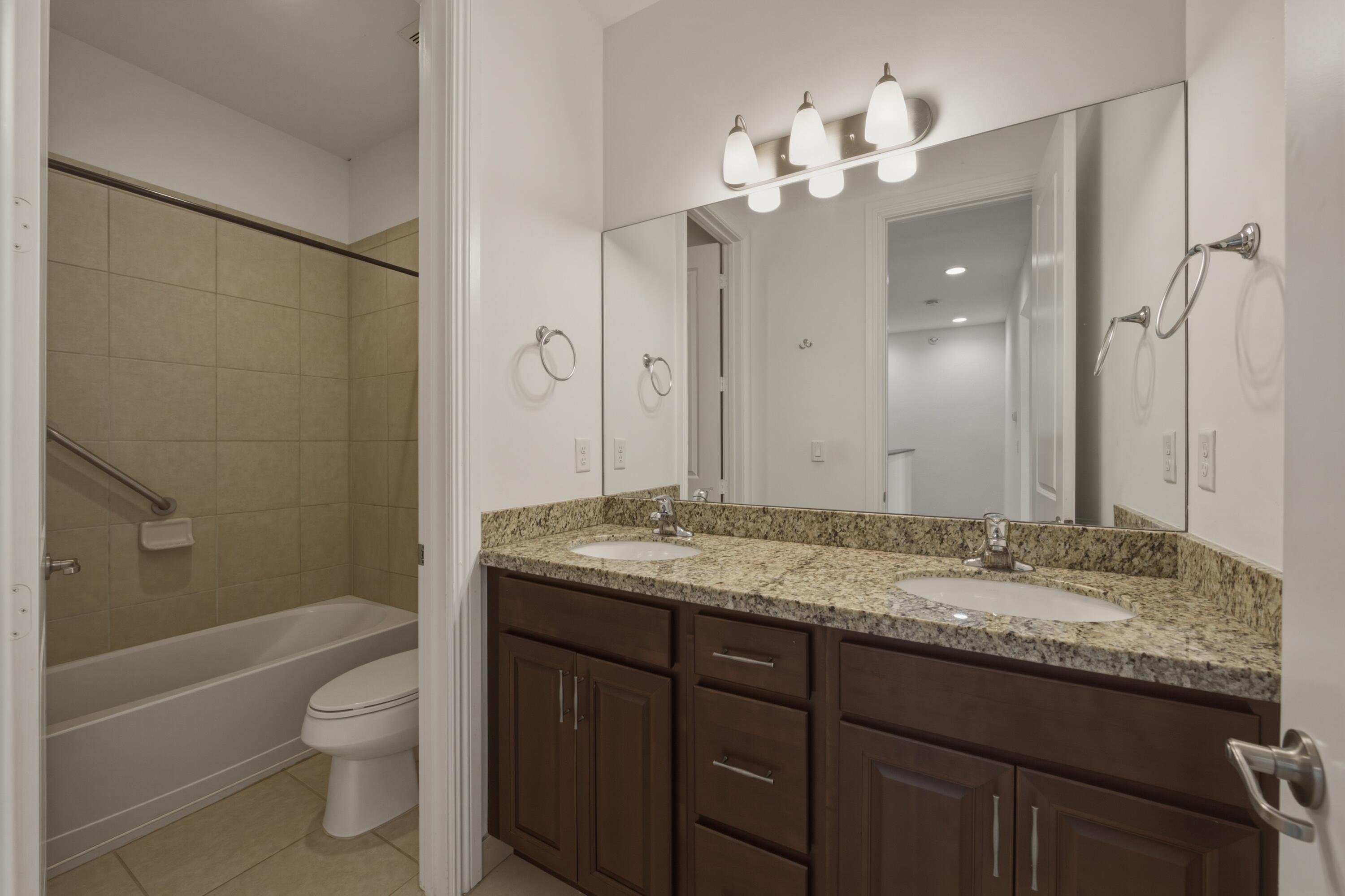 11562 Sw 13th Lane Property Photo 25