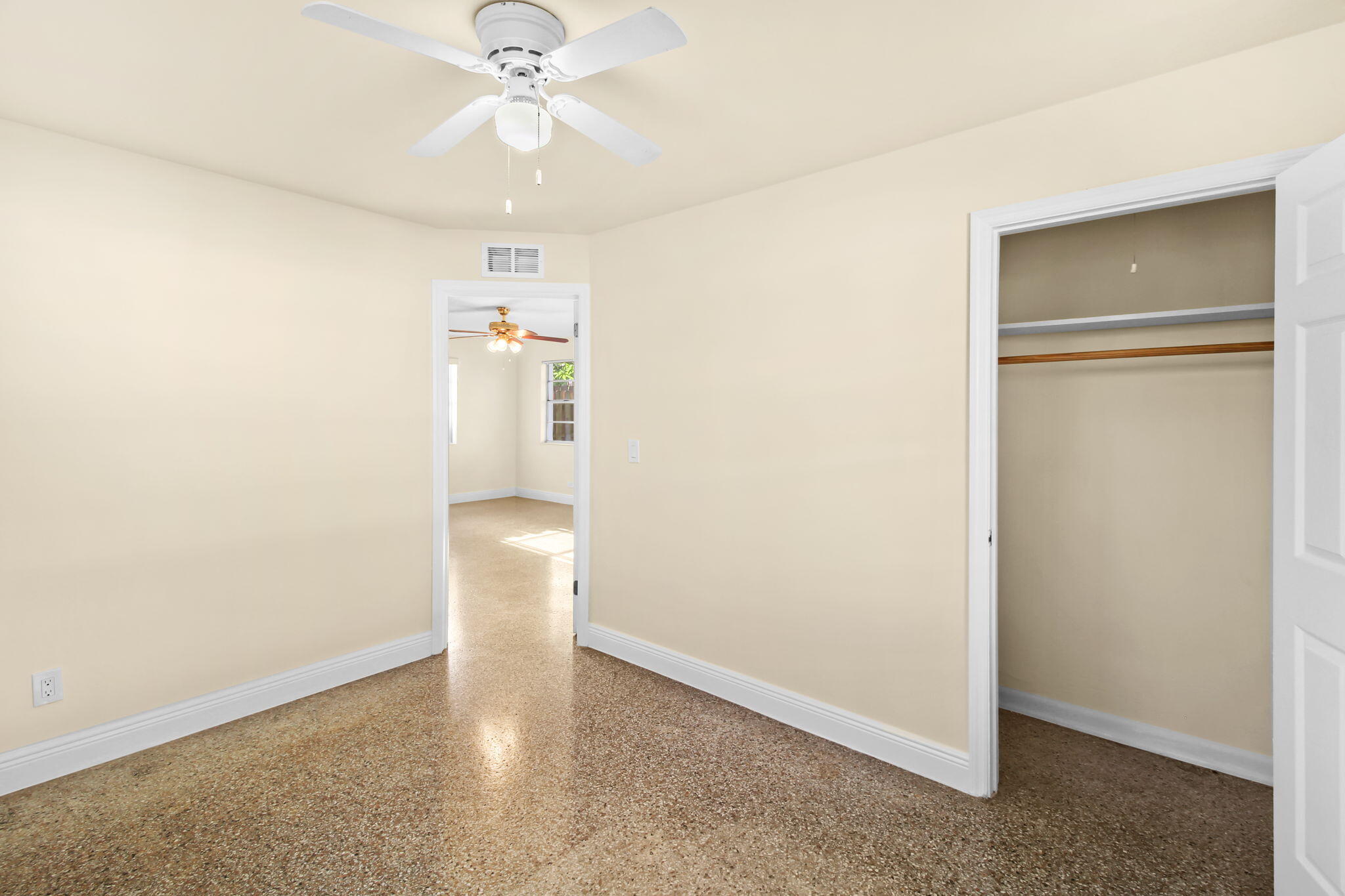4546 Carver Street Property Photo 24