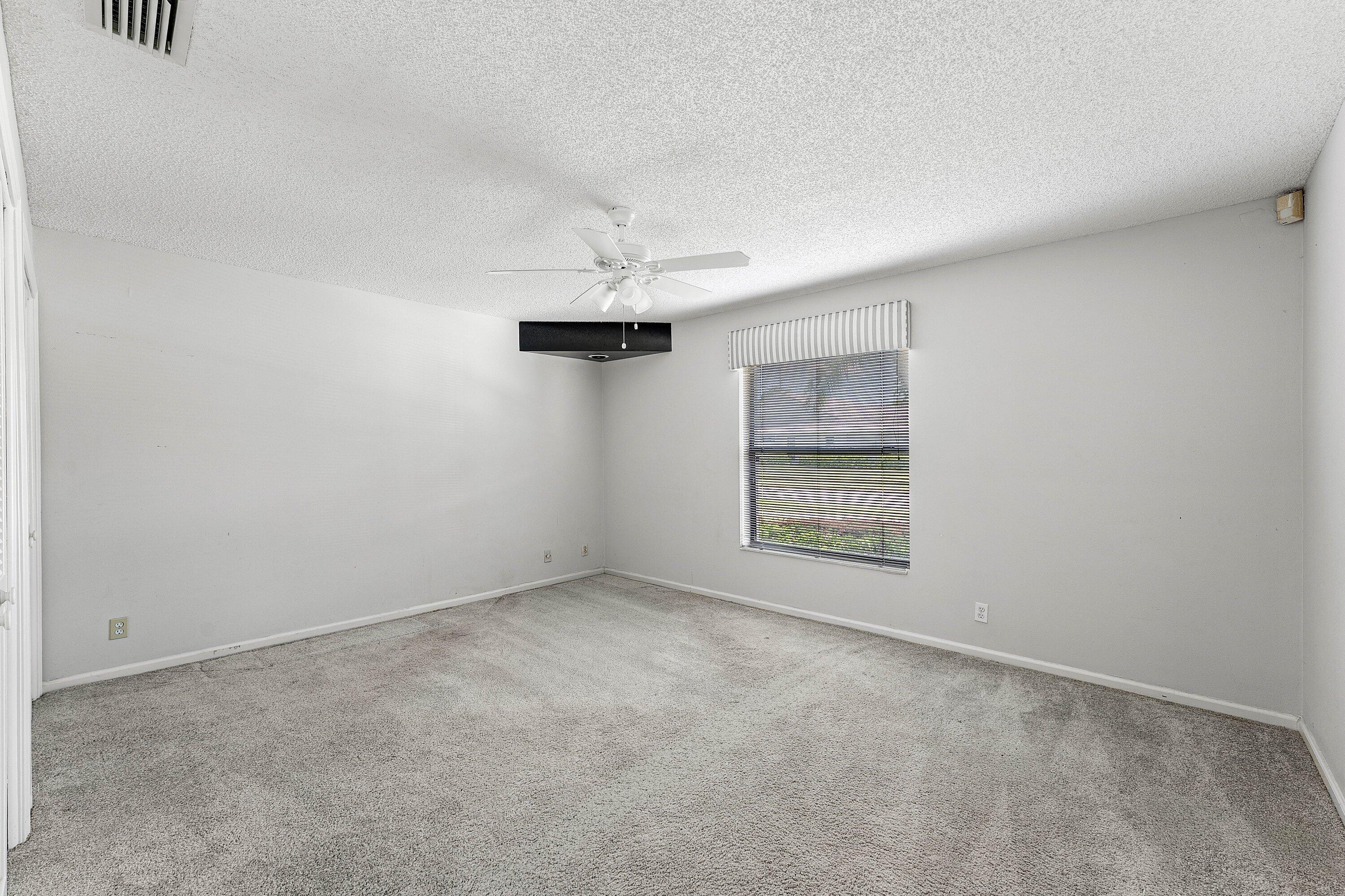 10775 Boca Woods Lane Property Photo 25