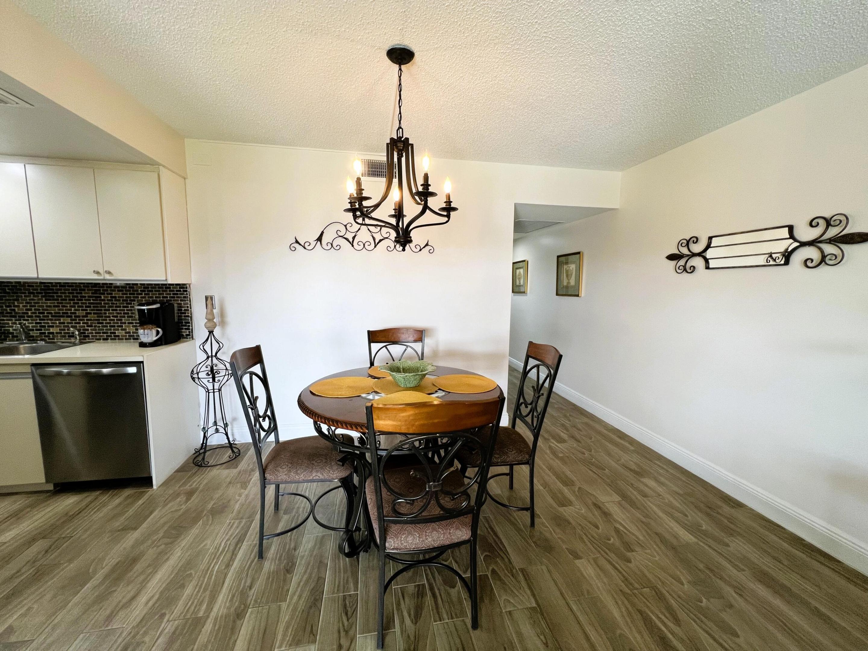3402 Bimini Lane G4 Property Photo 6