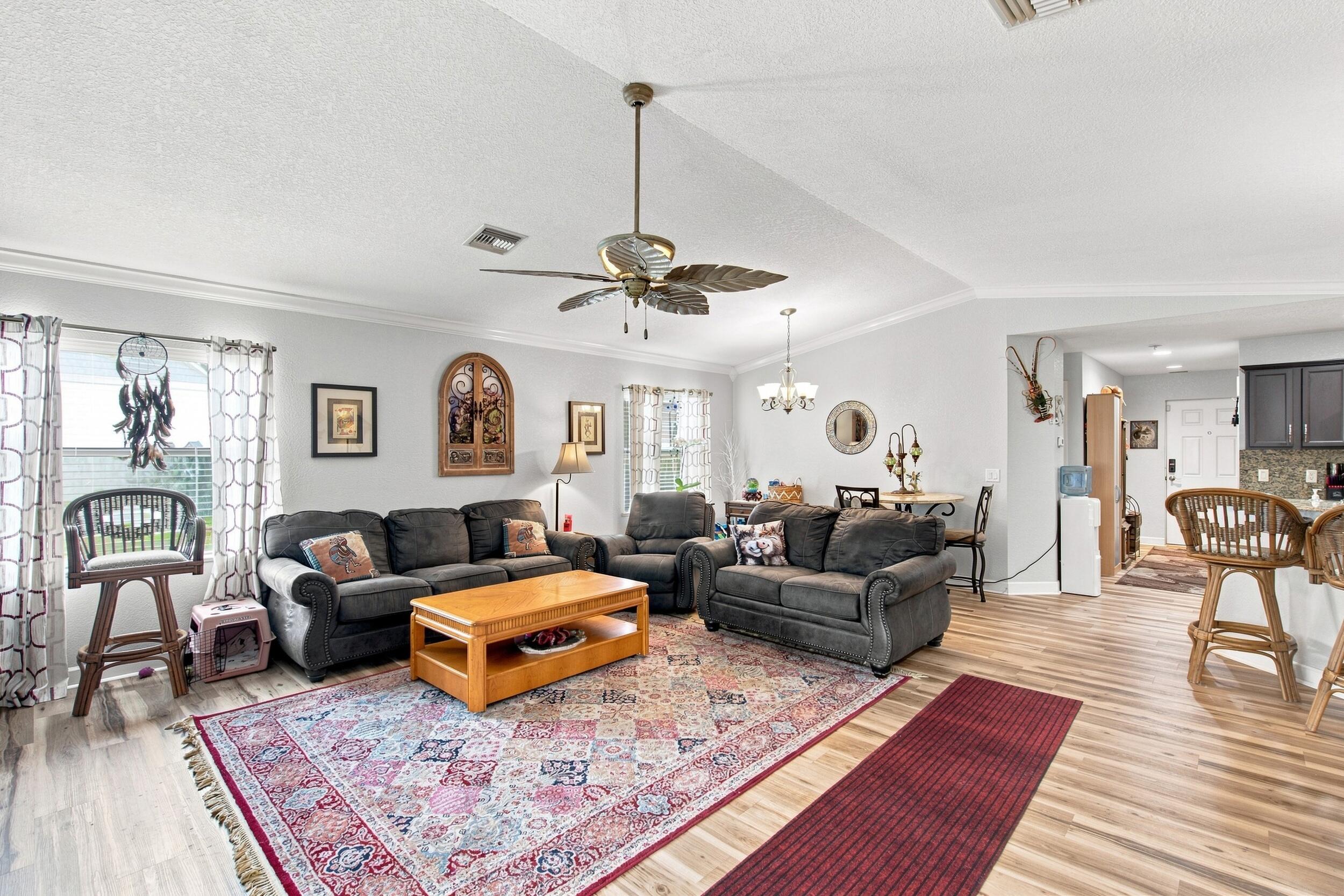 82 Mediterranean Boulevard E Property Photo 13