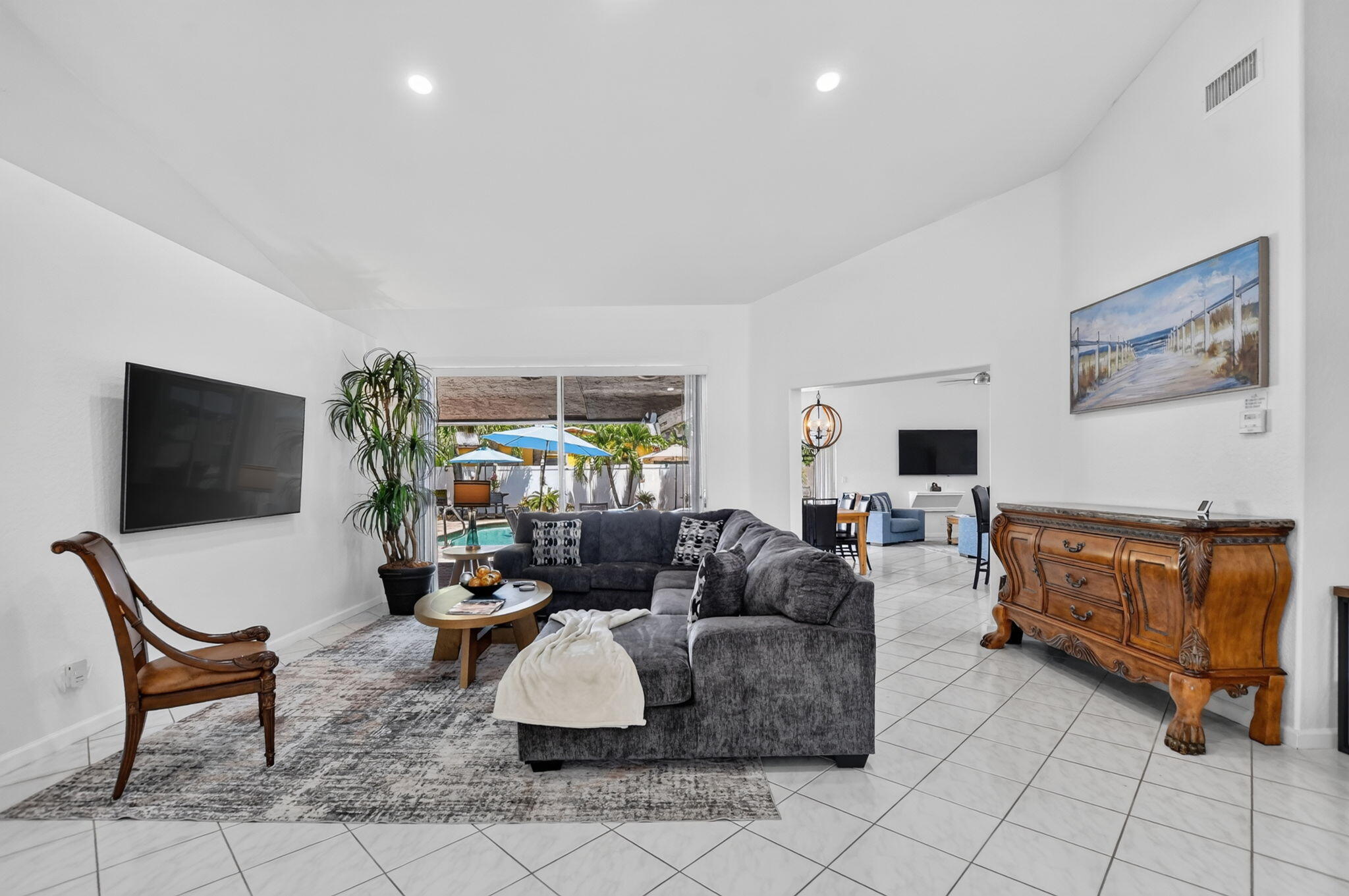 703 Avocet Road Property Photo 9