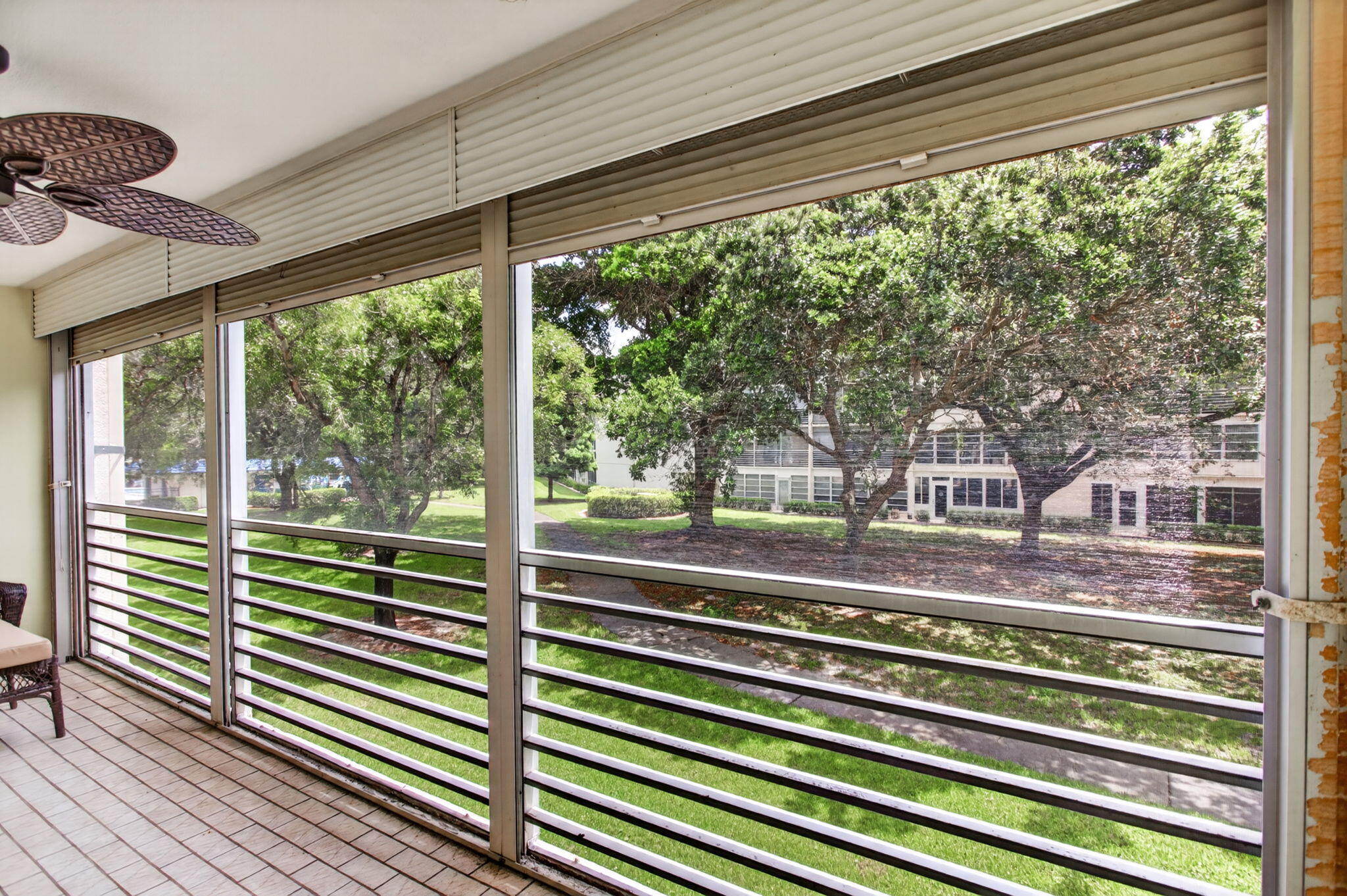 2201 Lucaya Bend M2 Property Photo 15
