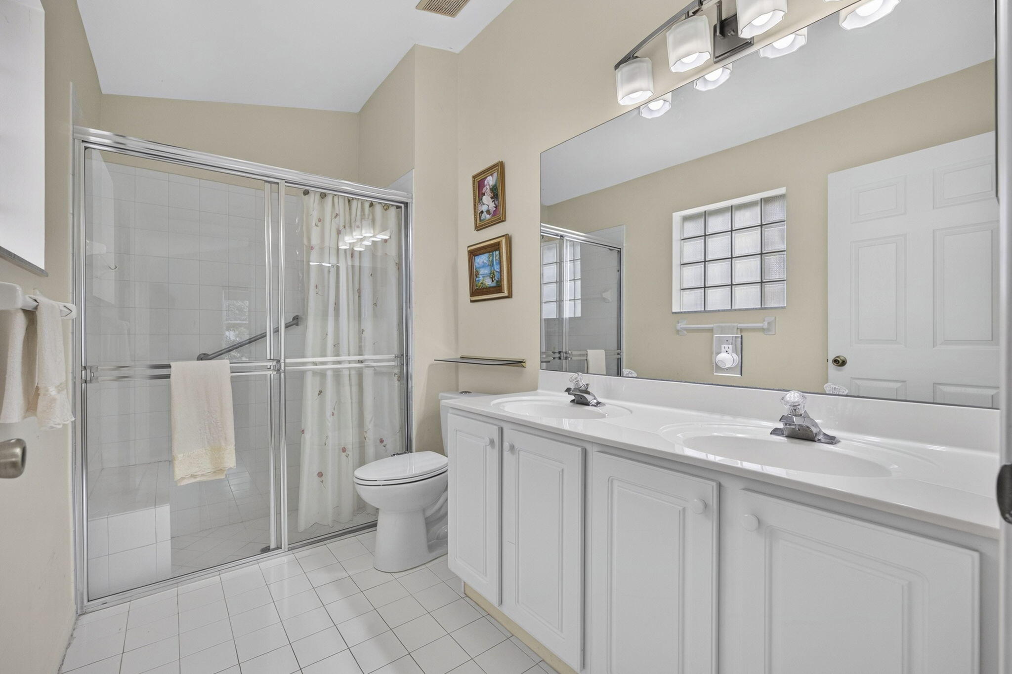 2221 Soundings Court Property Photo 25