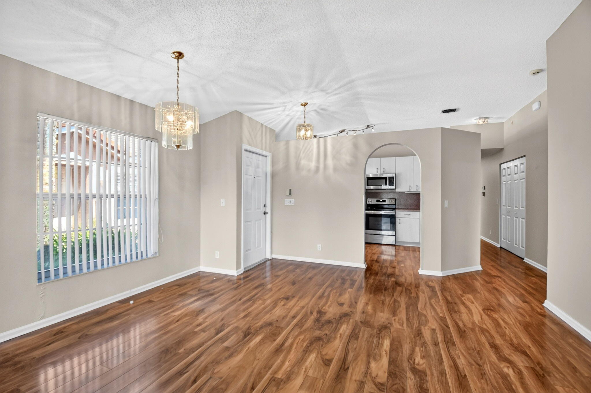 8410 Cargill Point Point Property Photo 9