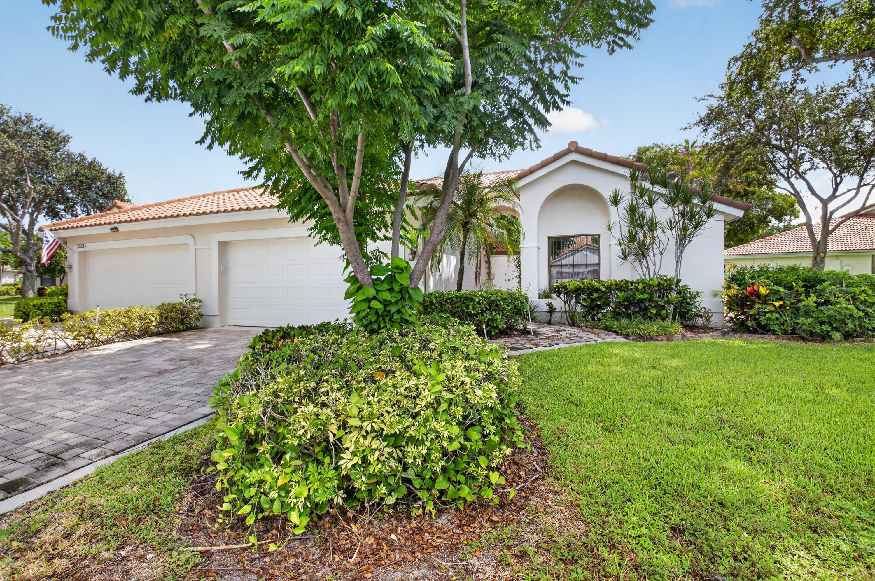 10524 Lady Palm Lane B Property Photo 1
