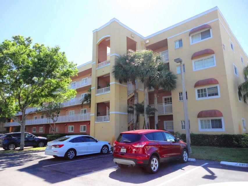 4723 LUCERNE LAKES Boulevard E 633 Property Photo 1